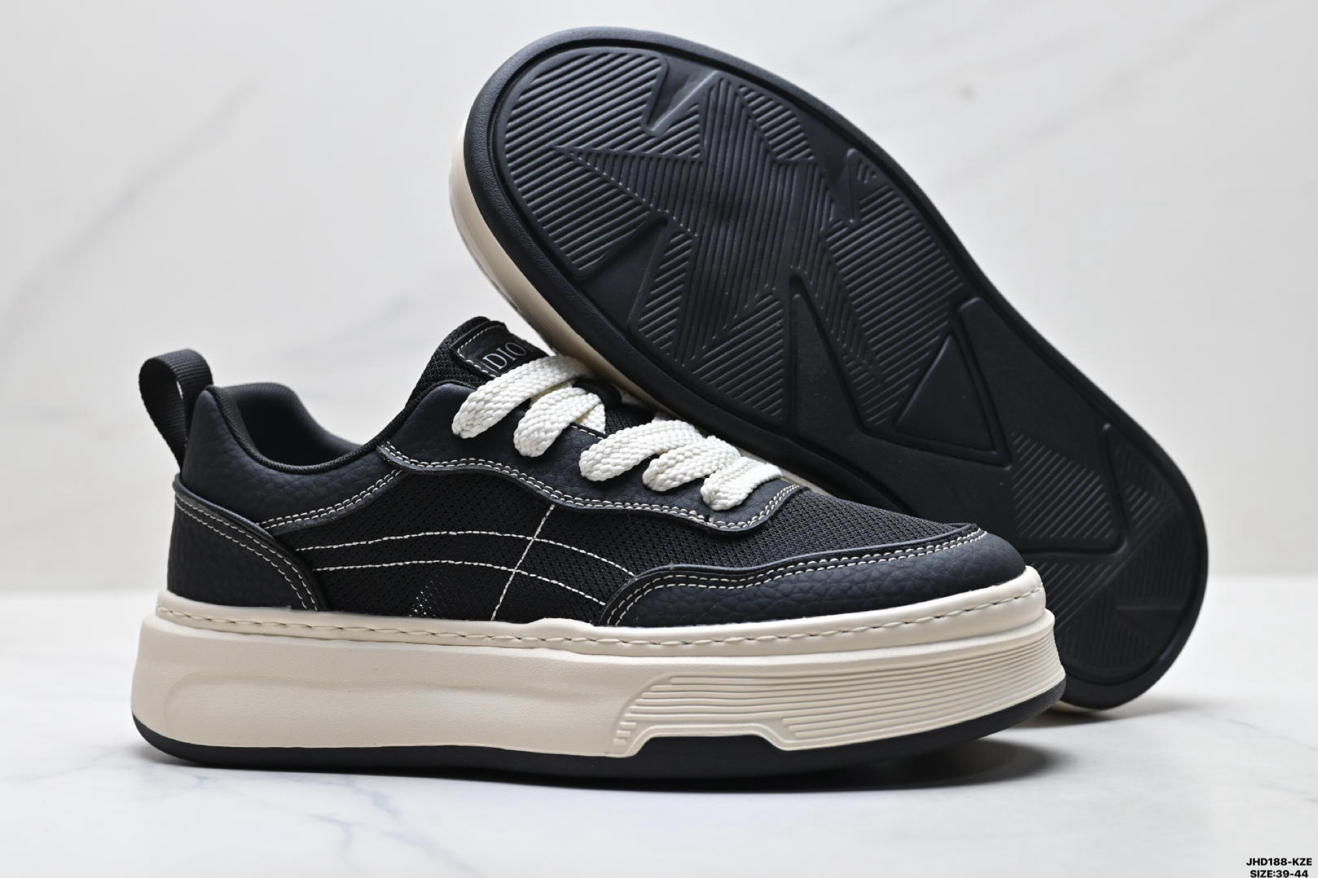 Dior迪奥 厚底系带休闲低帮运动老爹鞋 外形轻盈的效果-Top High Quatity Cheap Sneakers Fashion Clothing Clothes Bags handbags Shoes of all Brand wholesale With The best Quality And Beautiful Price from China Factory Chinese suppliers wholesaler seller Dior迪奥 厚底系带休闲低帮运动老爹鞋 外形轻盈的效果