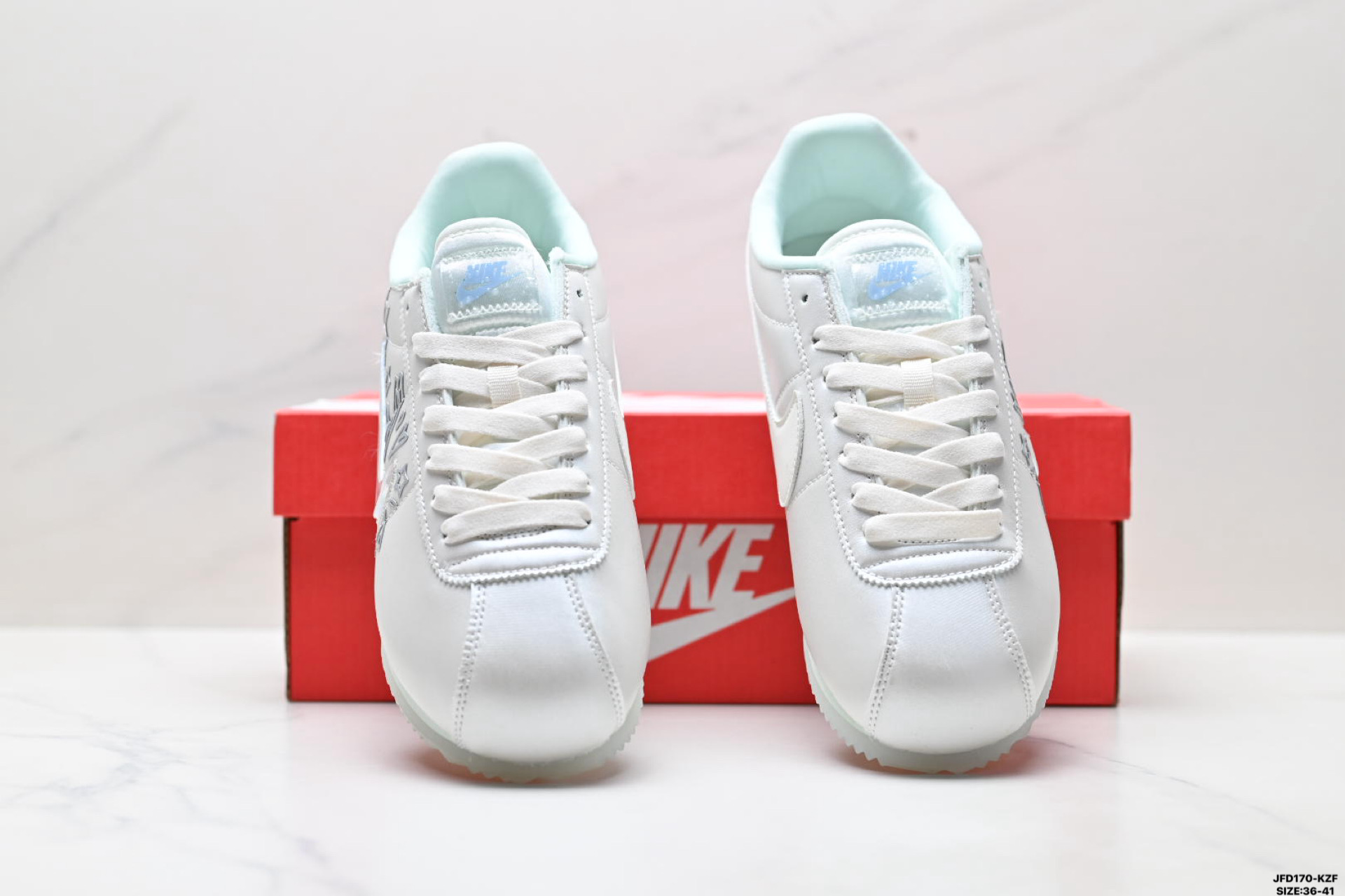 Nike Classic Cortez 耐克 经典轻便舒适 阿甘鞋休闲跑步鞋运动鞋 IU0528-114-Top High Quatity Cheap Sneakers Fashion Clothing Clothes Bags handbags Shoes of all Brand wholesale With The best Quality And Beautiful Price from China Factory Chinese suppliers wholesaler seller Nike Classic Cortez 耐克 经典轻便舒适 阿甘鞋休闲跑步鞋运动鞋 IU0528-114