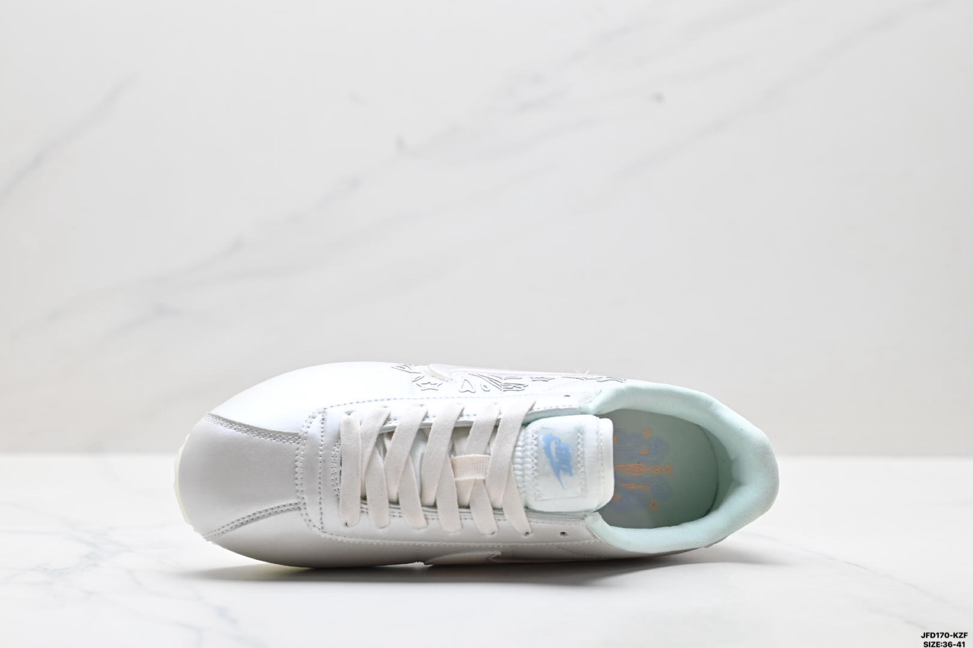 Nike Classic Cortez 耐克 经典轻便舒适 阿甘鞋休闲跑步鞋运动鞋 IU0528-114-Top High Quatity Cheap Sneakers Fashion Clothing Clothes Bags handbags Shoes of all Brand wholesale With The best Quality And Beautiful Price from China Factory Chinese suppliers wholesaler seller Nike Classic Cortez 耐克 经典轻便舒适 阿甘鞋休闲跑步鞋运动鞋 IU0528-114