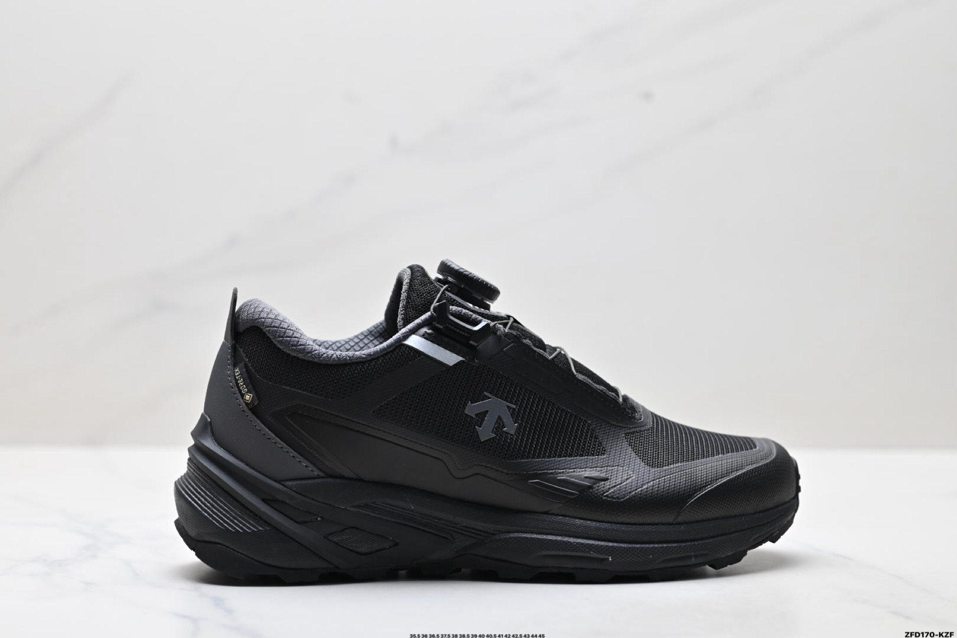迪桑特DESCENTE ENERZITE MTN SPRINT WIRE GTX 舒适通勤 BOA系统 低帮跑步鞋 D5492RRN66