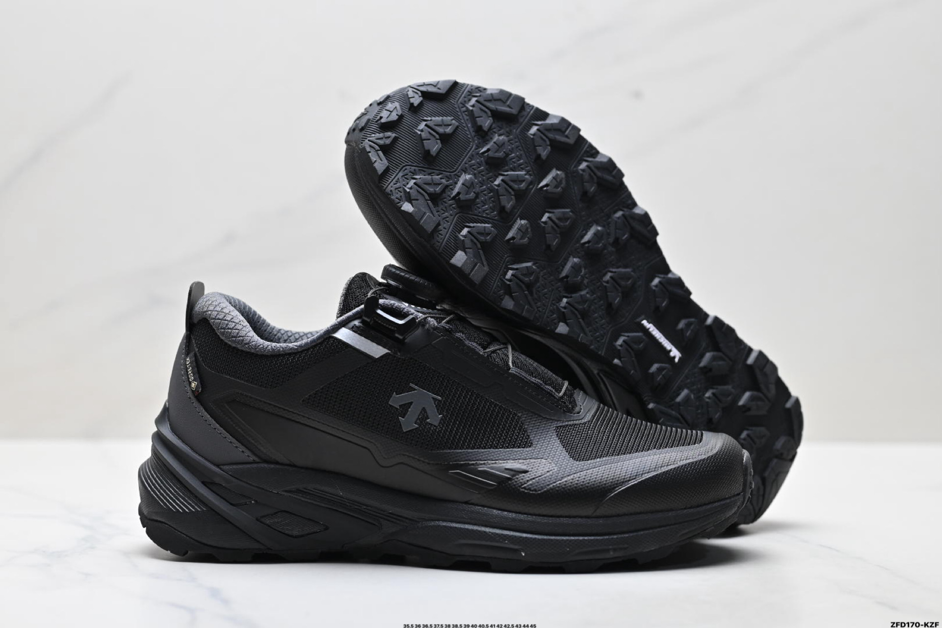 迪桑特DESCENTE ENERZITE MTN SPRINT WIRE GTX 舒适通勤 BOA系统 低帮跑步鞋 D5492RRN66