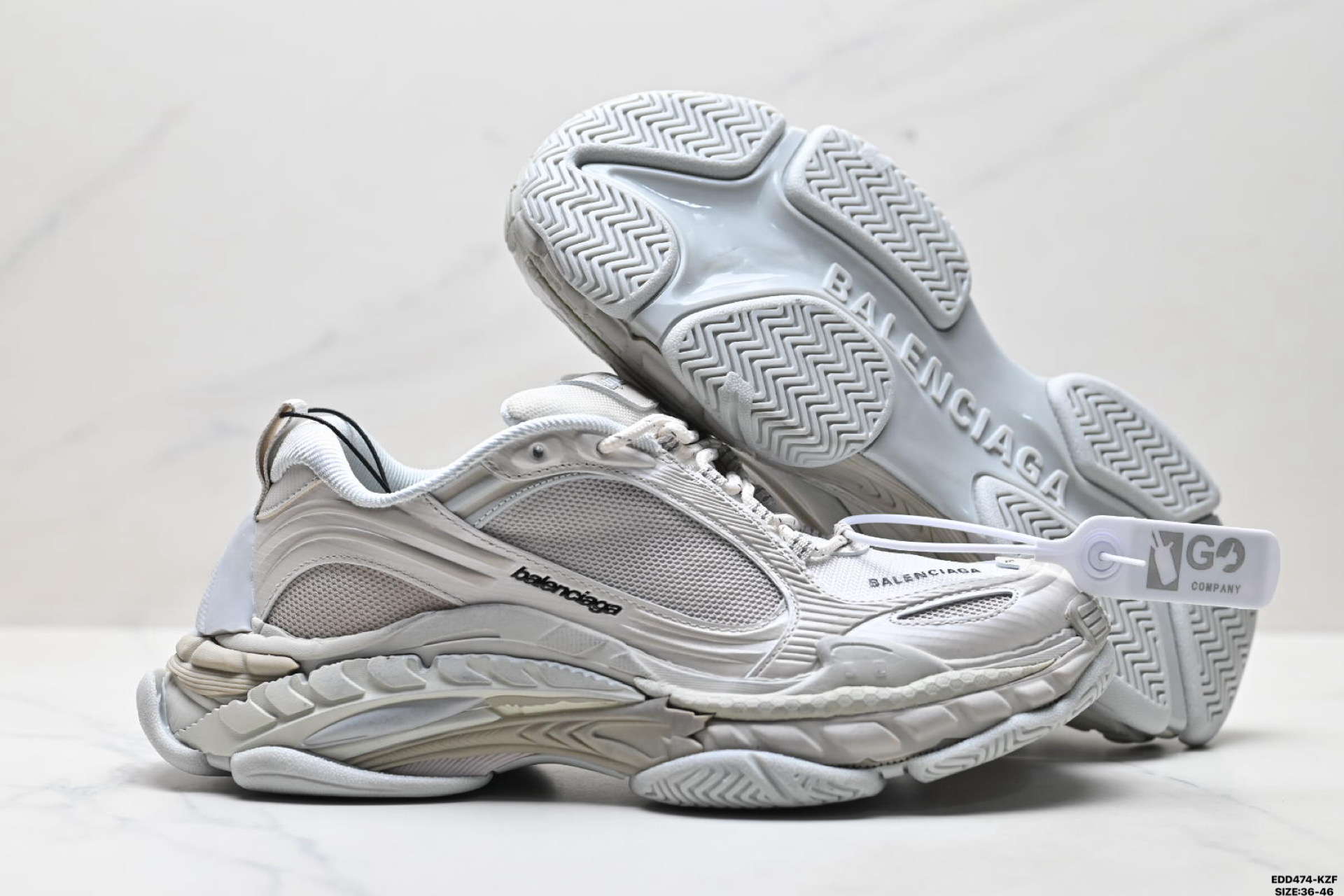 Balenciaga巴黎世家 Triple 厚底系带 低帮老爹鞋 865851 WTR2G 6800