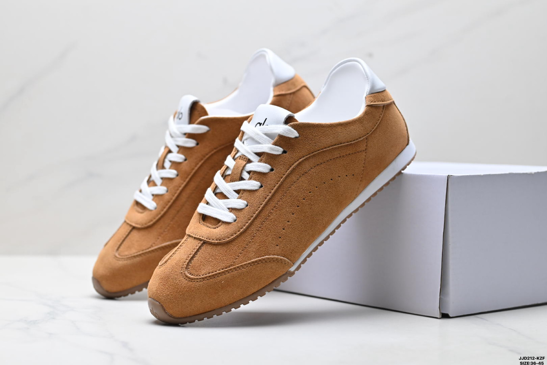 Alo Yoga Sunset Sneaker 休闲城市通勤 舒适生活休闲鞋