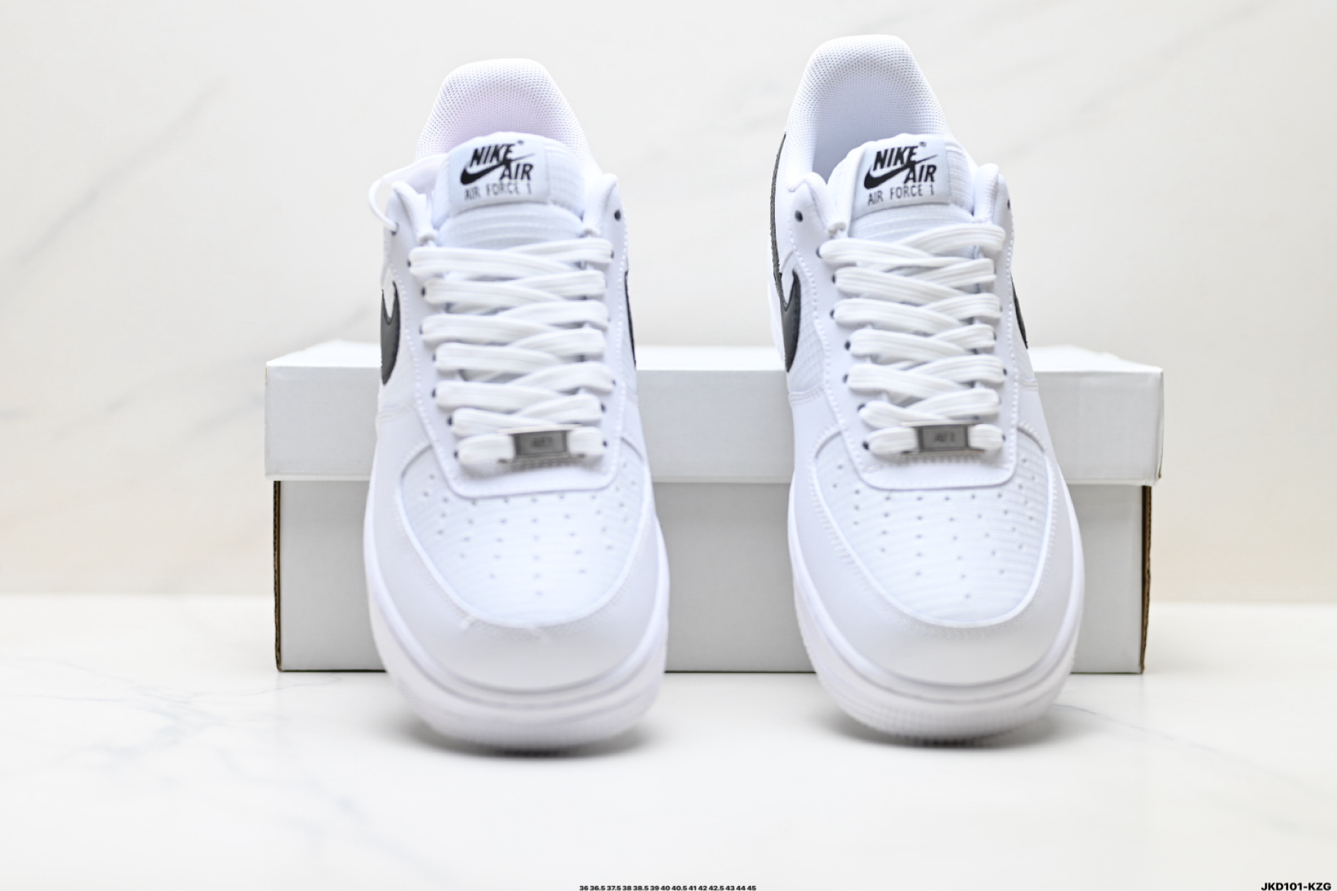 耐克Nike Air Force 1’07空军一号低帮百搭休闲运动板鞋 IR0952-100