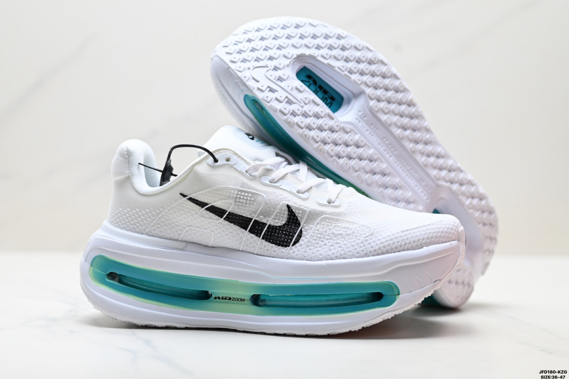 Nike VOMERO PREMIUM 耐克 舒适减震防滑 低帮跑步鞋 全掌ReactX泡绵中底 HQ2050-836