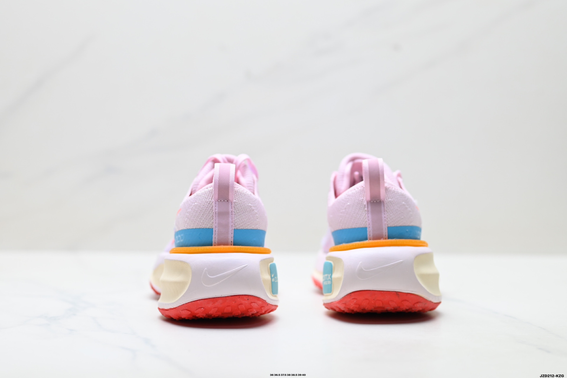 NIKE ZOOMX INVINCIBLE RUN FK3 耐克 短跑马拉松系带系列轻量休闲运动慢跑鞋 HF4915-100