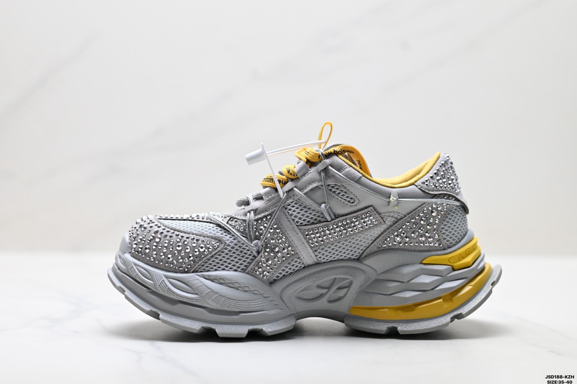 GG-CC 明日起源 时尚潮流复古闪钻厚底增高休闲低帮 G26U4036C-Top High Quatity Cheap Sneakers Fashion Clothing Clothes Bags handbags Shoes of all Brand wholesale With The best Quality And Beautiful Price from China Factory Chinese suppliers wholesaler seller GG-CC 明日起源 时尚潮流复古闪钻厚底增高休闲低帮 G26U4036C