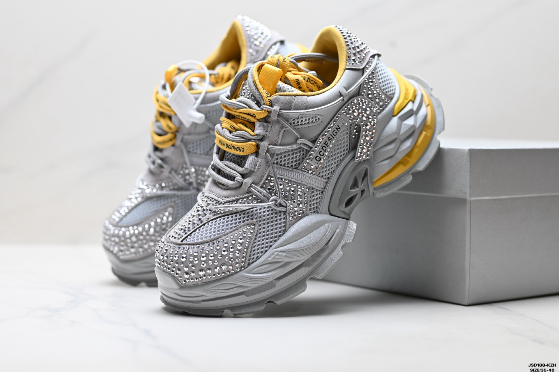 GG-CC 明日起源 时尚潮流复古闪钻厚底增高休闲低帮 G26U4036C-Top High Quatity Cheap Sneakers Fashion Clothing Clothes Bags handbags Shoes of all Brand wholesale With The best Quality And Beautiful Price from China Factory Chinese suppliers wholesaler seller GG-CC 明日起源 时尚潮流复古闪钻厚底增高休闲低帮 G26U4036C