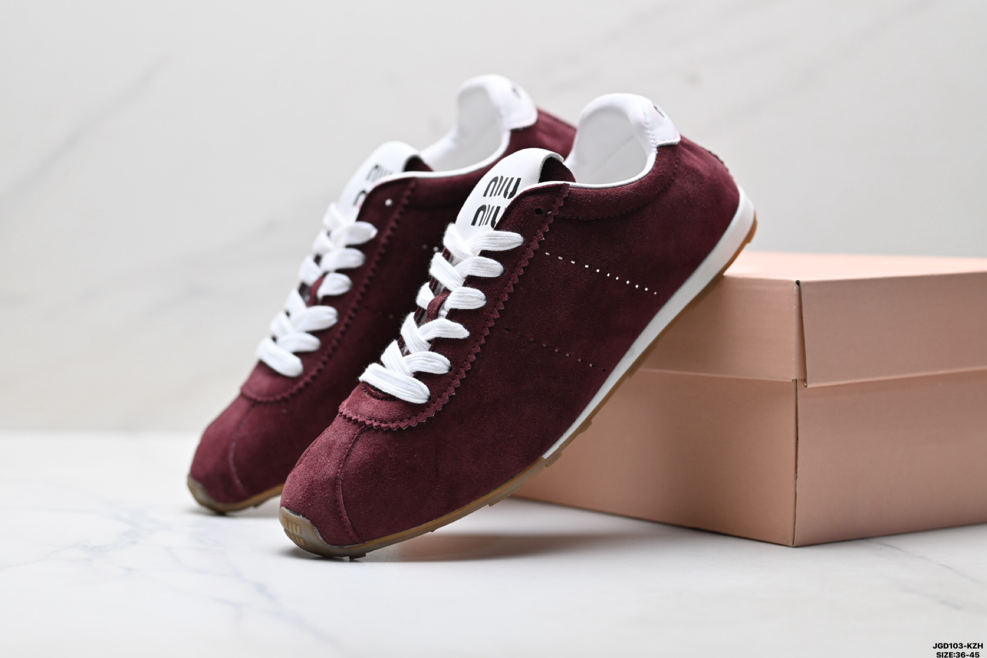 MiuMiu Plume 缪缪 绒面革 科技织物面料 圆头系带 低帮德训薄底鞋-Top High Quatity Cheap Sneakers Fashion Clothing Clothes Bags handbags Shoes of all Brand wholesale With The best Quality And Beautiful Price from China Factory Chinese suppliers wholesaler seller MiuMiu Plume 缪缪 绒面革 科技织物面料 圆头系带 低帮德训薄底鞋
