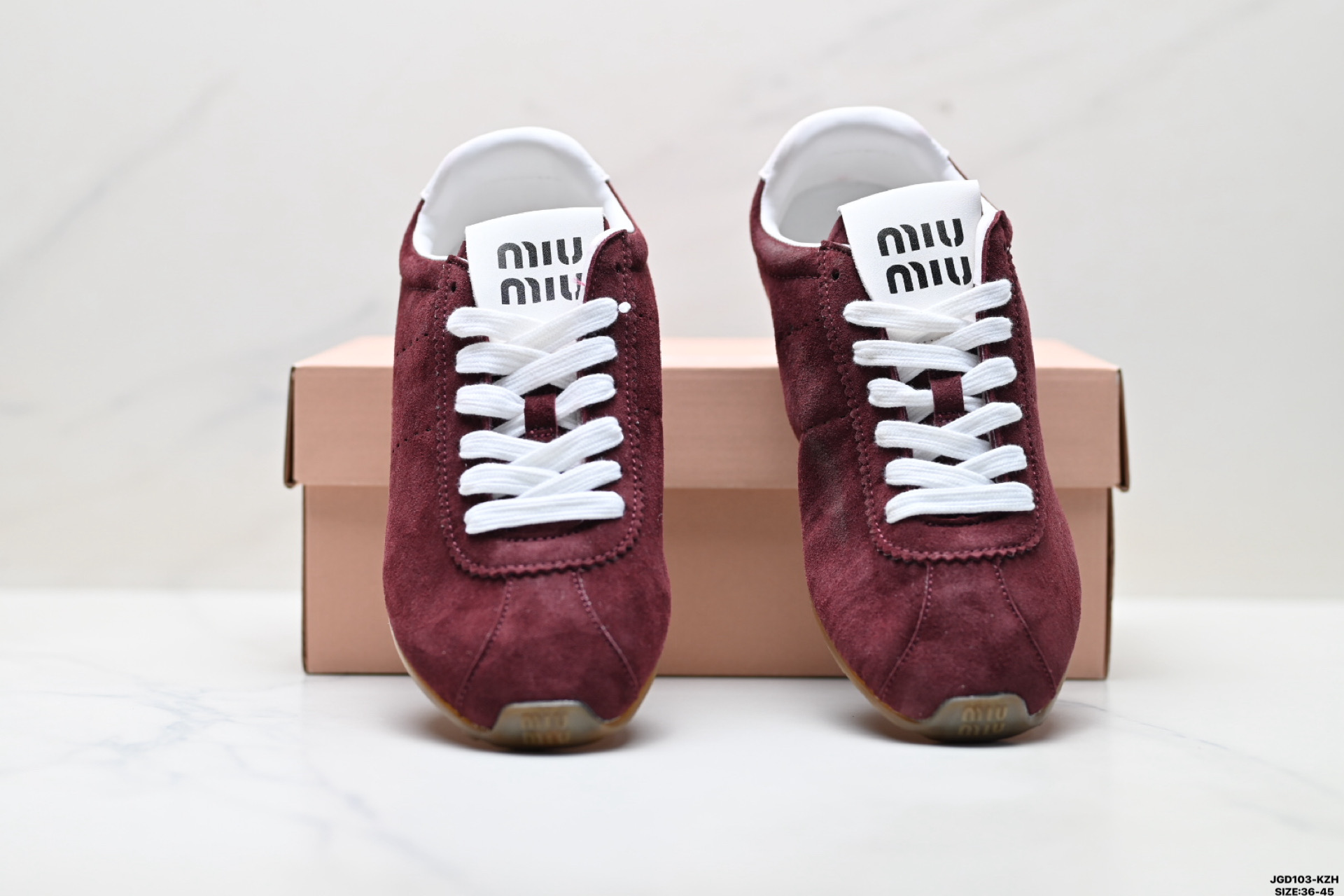 MiuMiu Plume 缪缪 绒面革 科技织物面料 圆头系带 低帮德训薄底鞋-Top High Quatity Cheap Sneakers Fashion Clothing Clothes Bags handbags Shoes of all Brand wholesale With The best Quality And Beautiful Price from China Factory Chinese suppliers wholesaler seller MiuMiu Plume 缪缪 绒面革 科技织物面料 圆头系带 低帮德训薄底鞋