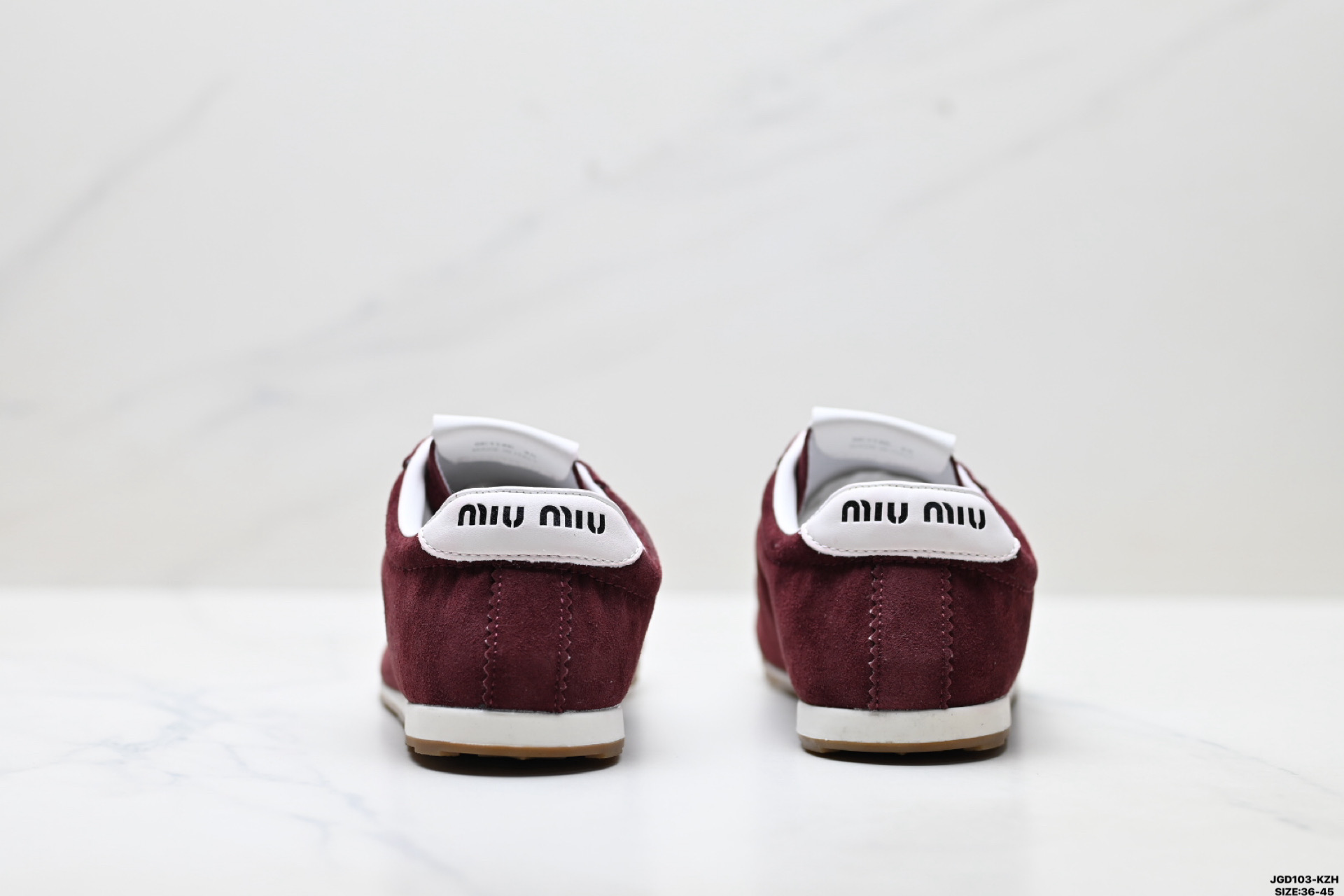 MiuMiu Plume 缪缪 绒面革 科技织物面料 圆头系带 低帮德训薄底鞋-Top High Quatity Cheap Sneakers Fashion Clothing Clothes Bags handbags Shoes of all Brand wholesale With The best Quality And Beautiful Price from China Factory Chinese suppliers wholesaler seller MiuMiu Plume 缪缪 绒面革 科技织物面料 圆头系带 低帮德训薄底鞋