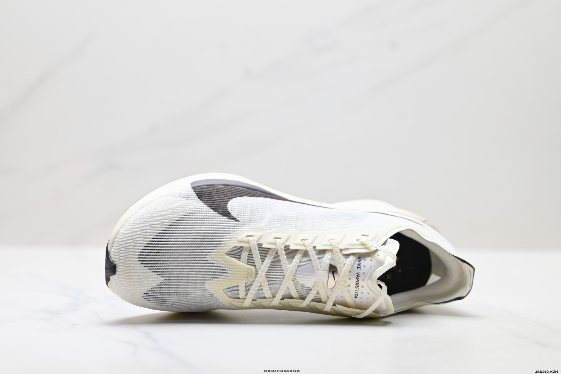 Nike ZoomX Vaporfly NEXT% 4耐克 轻量化 网面透气运动鞋 HV6107-100