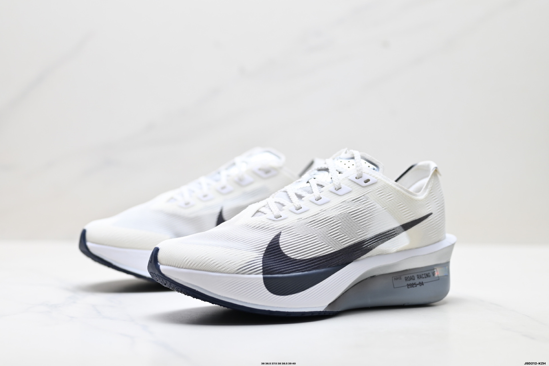 Nike ZoomX Vaporfly NEXT% 4耐克 轻量化 网面透气运动鞋 HF6412-400