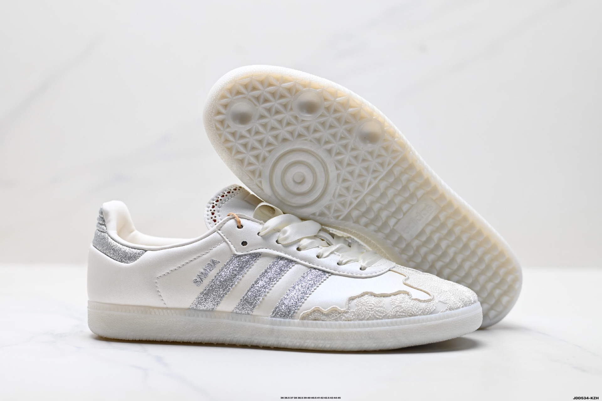 阿迪达斯三叶草Adidas Originals Samba 桑巴舞系列绅士德训足球风百搭低帮休闲运动板鞋 HP3698-Top High Quatity Cheap Sneakers Fashion Clothing Clothes Bags handbags Shoes of all Brand wholesale With The best Quality And Beautiful Price from China Factory Chinese suppliers wholesaler seller 阿迪达斯三叶草Adidas Originals Samba 桑巴舞系列绅士德训足球风百搭低帮休闲运动板鞋 HP3698