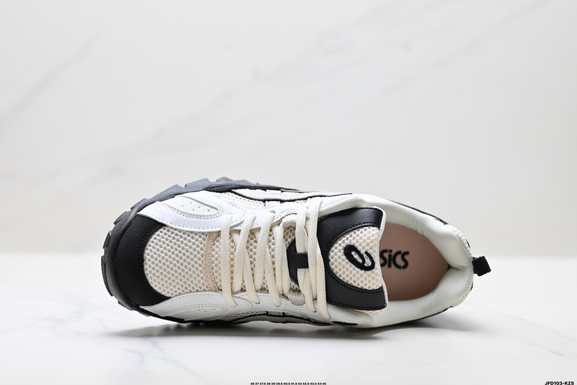 Asics Gel-Truck 亚瑟士 登山徒步 户外运动平衡减震 抗冲击支撑 防滑耐磨平衡轻便 户外功能鞋 1203A714-020