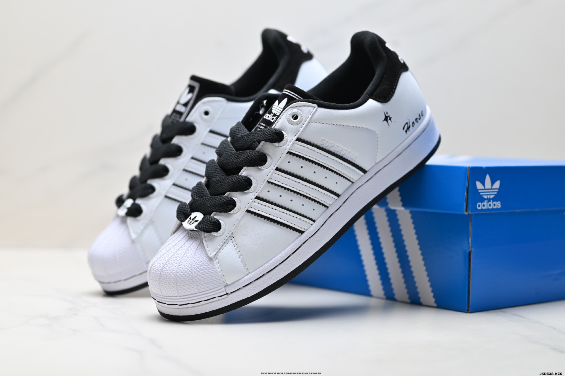 Adidas Originals Superstar 贝壳头‘DIY’定制系列 阿迪达斯 低帮经典百搭休闲运动板鞋 JH5469-Top High Quatity Cheap Sneakers Fashion Clothing Clothes Bags handbags Shoes of all Brand wholesale With The best Quality And Beautiful Price from China Factory Chinese suppliers wholesaler seller Adidas Originals Superstar 贝壳头‘DIY’定制系列 阿迪达斯 低帮经典百搭休闲运动板鞋 JH5469