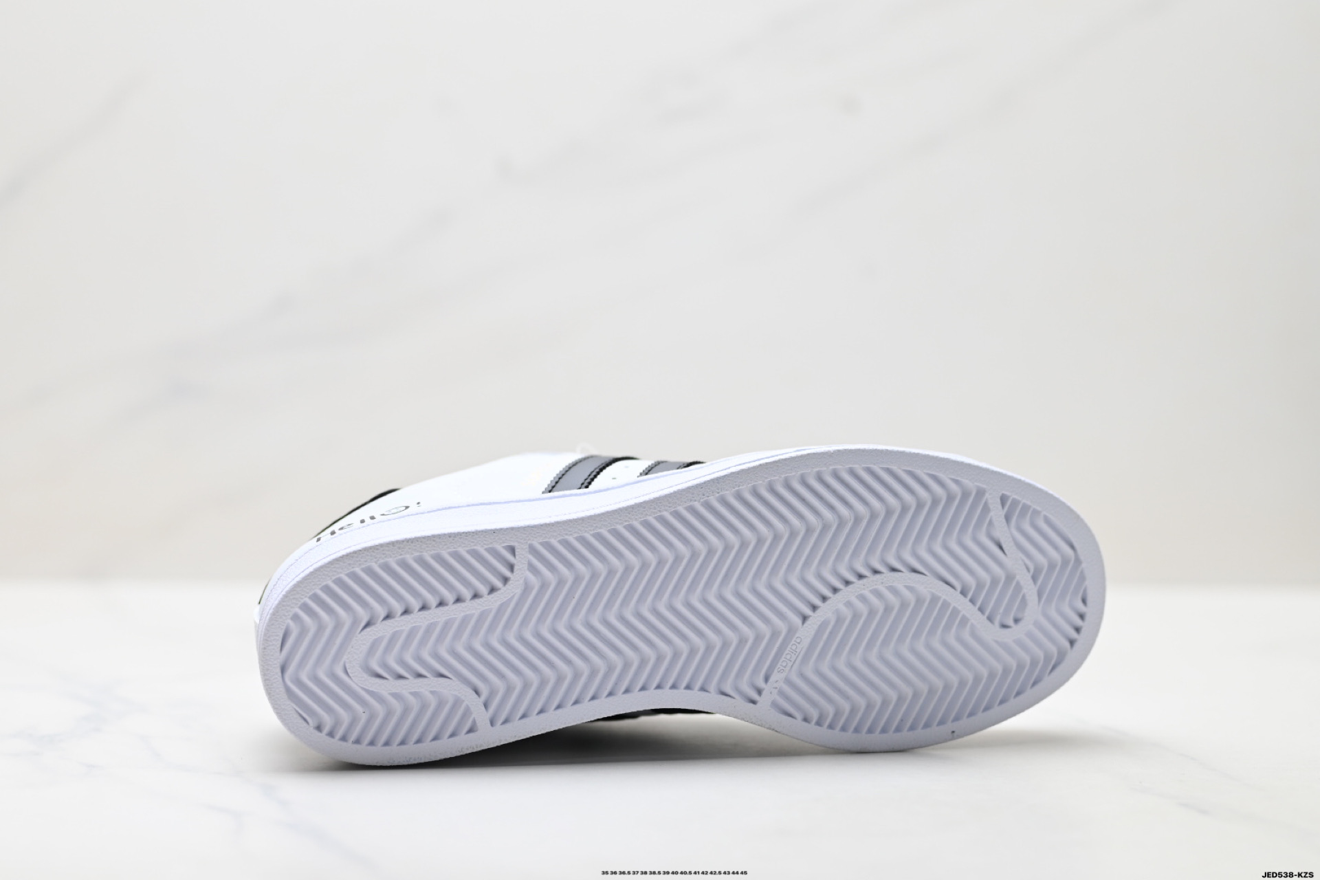 Adidas Originals Superstar贝壳头系列 阿迪达斯 三叶草低帮经典百搭休闲运动板鞋 C77124-Top High Quatity Cheap Sneakers Fashion Clothing Clothes Bags handbags Shoes of all Brand wholesale With The best Quality And Beautiful Price from China Factory Chinese suppliers wholesaler seller Adidas Originals Superstar贝壳头系列 阿迪达斯 三叶草低帮经典百搭休闲运动板鞋 C77124