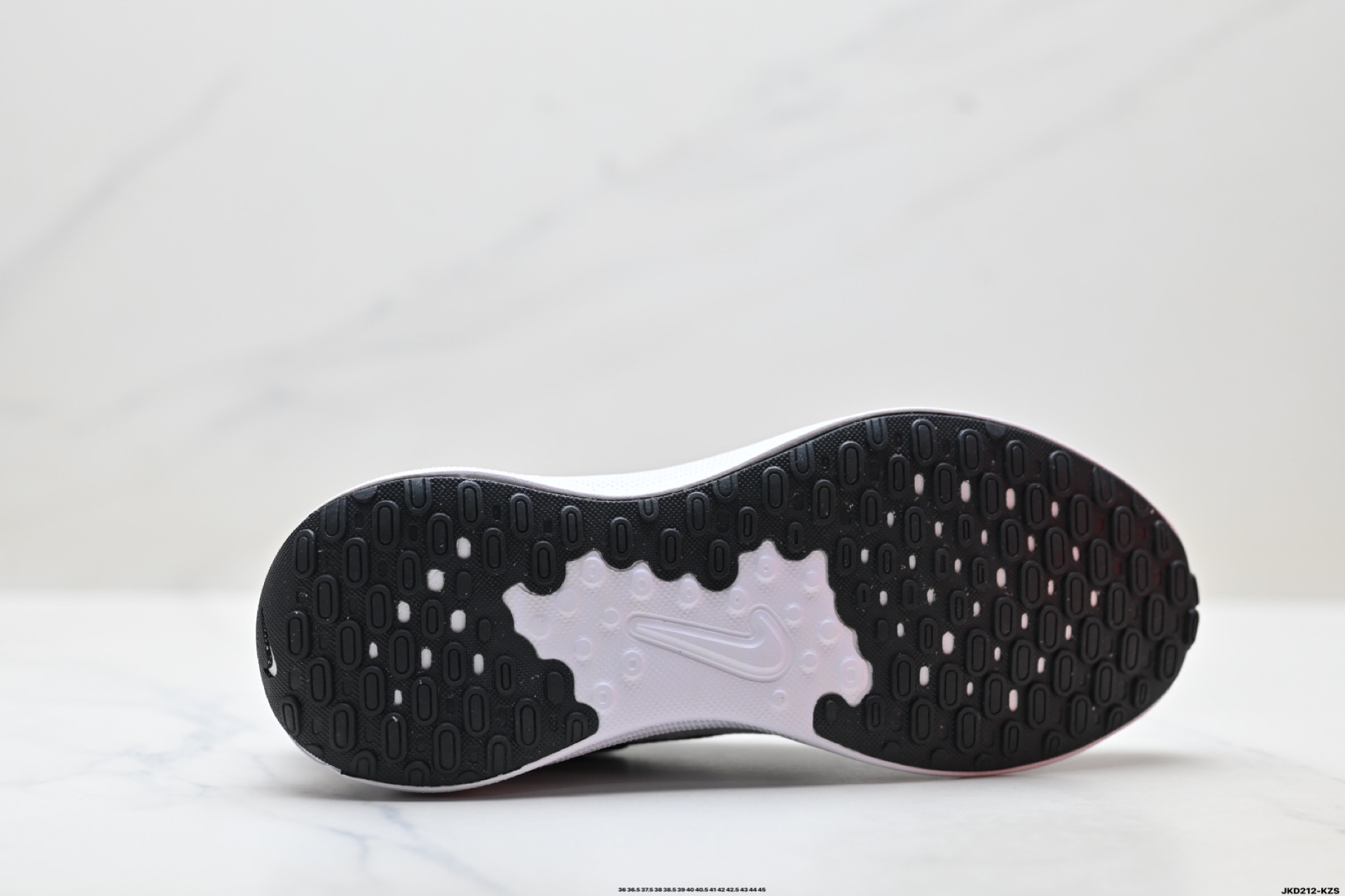 Nike REVOLUTION 7 透气 低帮 跑步鞋 FB2207-001-Top High Quatity Cheap Sneakers Fashion Clothing Clothes Bags handbags Shoes of all Brand wholesale With The best Quality And Beautiful Price from China Factory Chinese suppliers wholesaler seller Nike REVOLUTION 7 透气 低帮 跑步鞋 FB2207-001