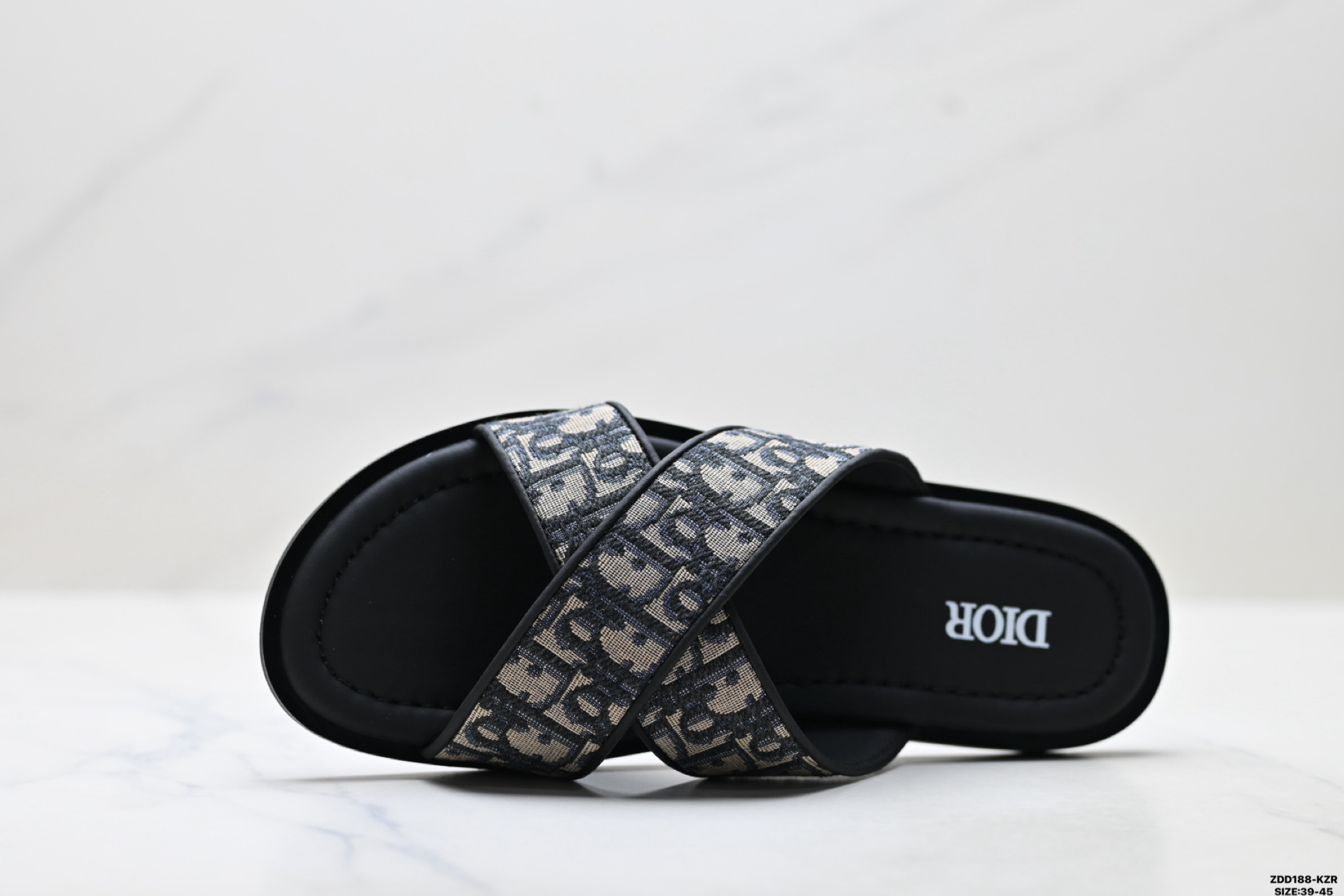 纯原DIOR迪奥 Alias Oblique 印花 一字拖鞋 致敬运动风格经典标识-Top High Quatity Cheap Sneakers Fashion Clothing Clothes Bags handbags Shoes of all Brand wholesale With The best Quality And Beautiful Price from China Factory Chinese suppliers wholesaler seller 纯原DIOR迪奥 Alias Oblique 印花 一字拖鞋 致敬运动风格经典标识