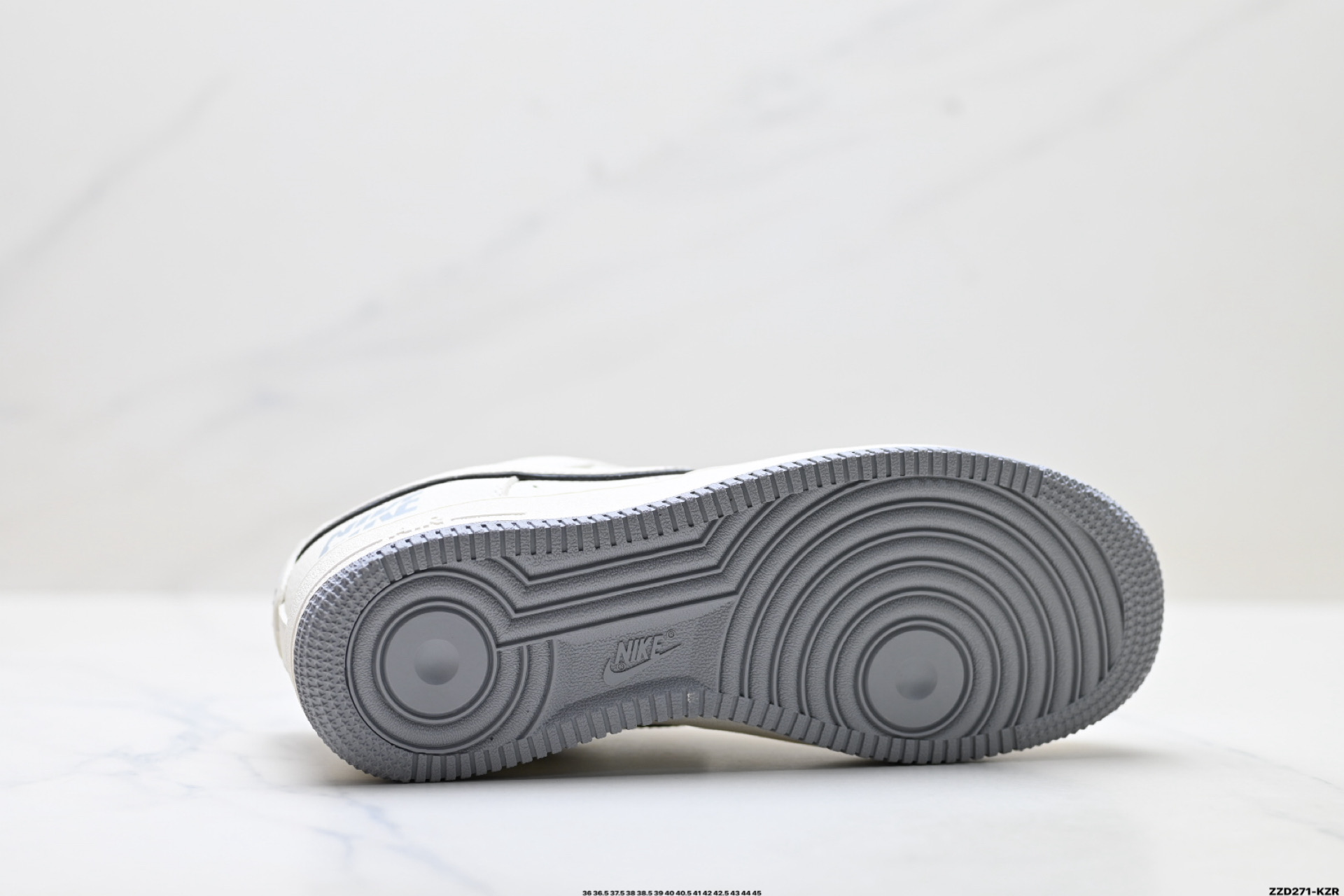 NIKE AIR FORCE 1‘07 LV8 CS5288-602