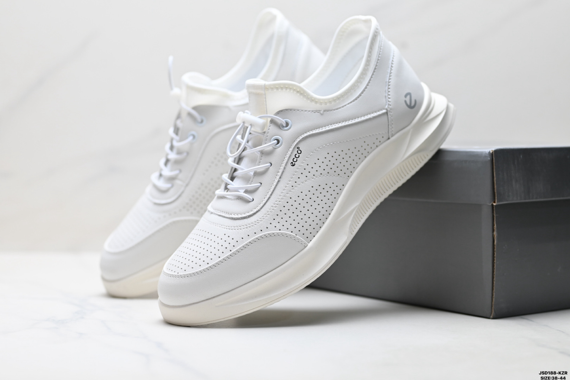 Ecco爱步 Biom Fjuel 轻量化设计 透气登山鞋鞋-Top High Quatity Cheap Sneakers Fashion Clothing Clothes Bags handbags Shoes of all Brand wholesale With The best Quality And Beautiful Price from China Factory Chinese suppliers wholesaler seller Ecco爱步 Biom Fjuel 轻量化设计 透气登山鞋鞋