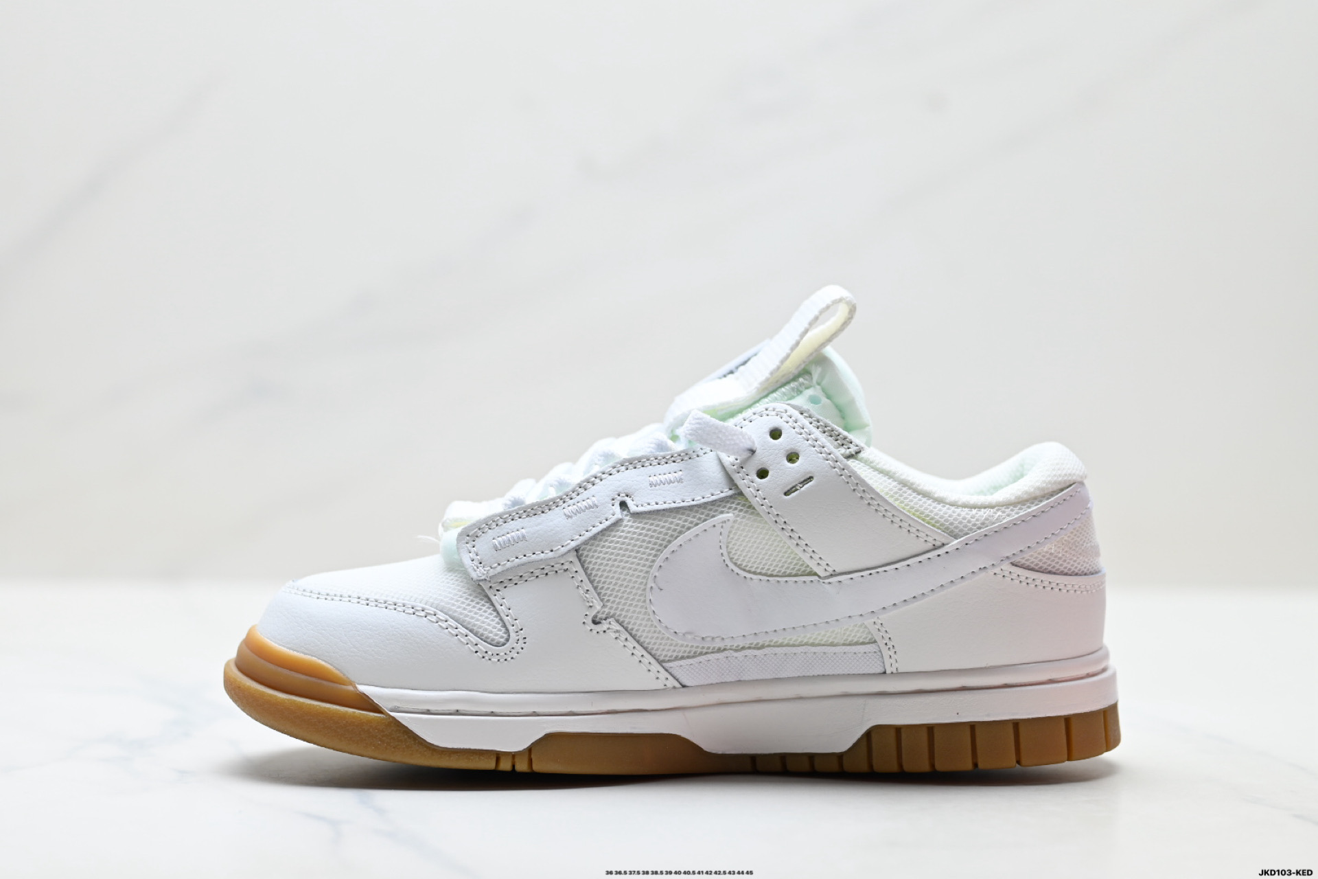 融入登山户外机能元素 VIRGIL ABLOH设计师独立品牌Off-White x Futura x Nike SB DunkPine Green OW扣篮系列低帮经典百搭休闲运动板鞋 DV0821-400-Top High Quatity Cheap Sneakers Fashion Clothing Clothes Bags handbags Shoes of all Brand wholesale With The best Quality And Beautiful Price from China Factory Chinese suppliers wholesaler seller 融入登山户外机能元素 VIRGIL ABLOH设计师独立品牌Off-White x Futura x Nike SB DunkPine Green OW扣篮系列低帮经典百搭休闲运动板鞋 DV0821-400
