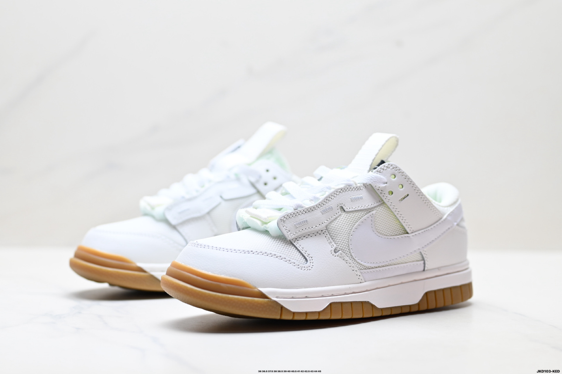 融入登山户外机能元素 VIRGIL ABLOH设计师独立品牌Off-White x Futura x Nike SB DunkPine Green OW扣篮系列低帮经典百搭休闲运动板鞋 DV0821-400-Top High Quatity Cheap Sneakers Fashion Clothing Clothes Bags handbags Shoes of all Brand wholesale With The best Quality And Beautiful Price from China Factory Chinese suppliers wholesaler seller 融入登山户外机能元素 VIRGIL ABLOH设计师独立品牌Off-White x Futura x Nike SB DunkPine Green OW扣篮系列低帮经典百搭休闲运动板鞋 DV0821-400