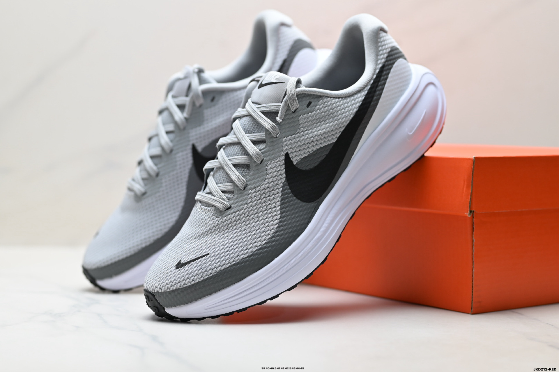 Nike REVOLUTION 8 耐克 透气 低帮 跑步鞋 HJ9198-003-Top High Quatity Cheap Sneakers Fashion Clothing Clothes Bags handbags Shoes of all Brand wholesale With The best Quality And Beautiful Price from China Factory Chinese suppliers wholesaler seller Nike REVOLUTION 8 耐克 透气 低帮 跑步鞋 HJ9198-003