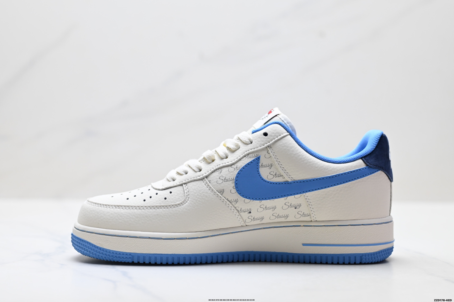 NIKE AIR FORCE 1‘07 LV8 QZ6683-901