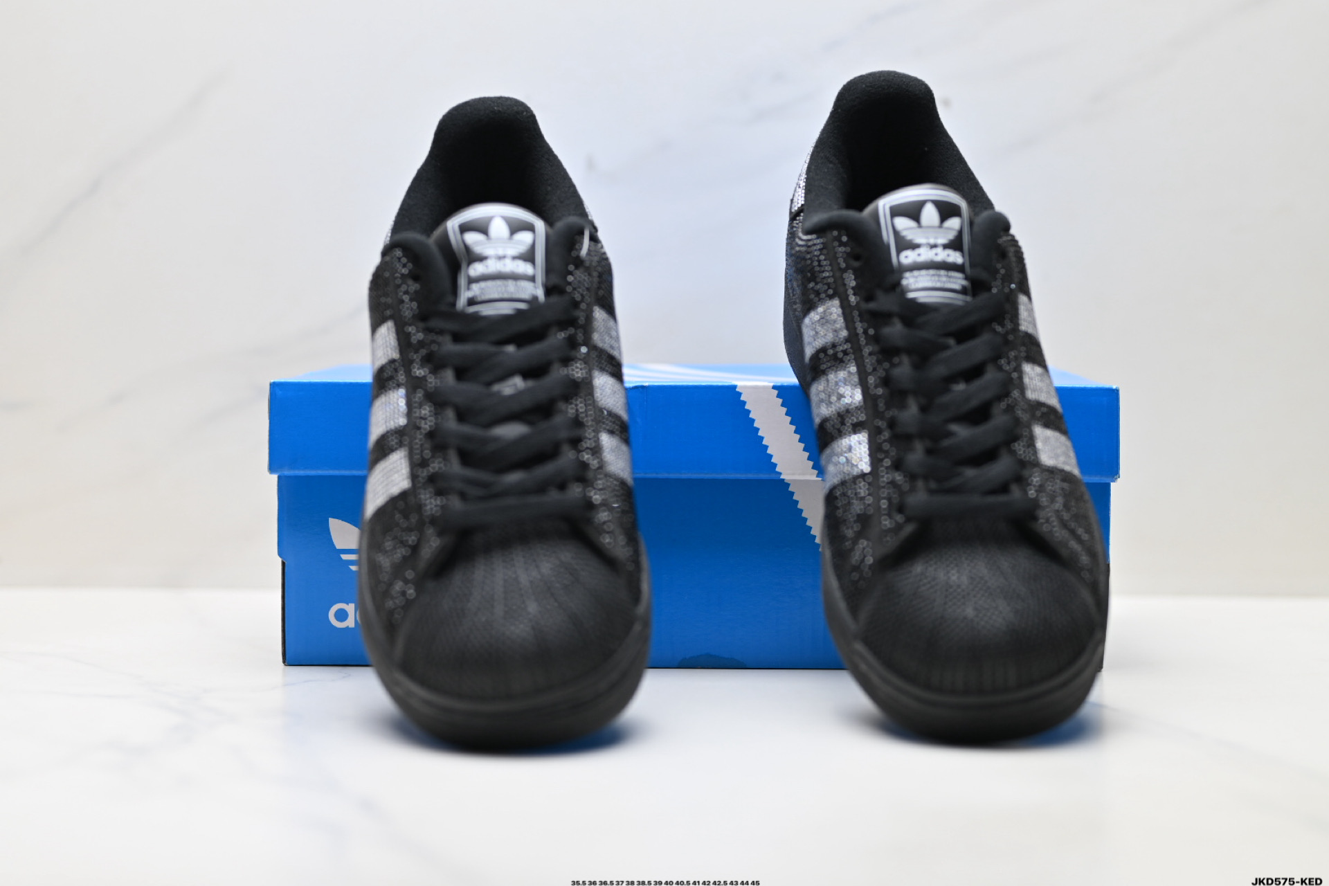 Adidas Originals Superstar 贝壳头系列 阿迪达斯 低帮经典百搭休闲运动板鞋 IH4200