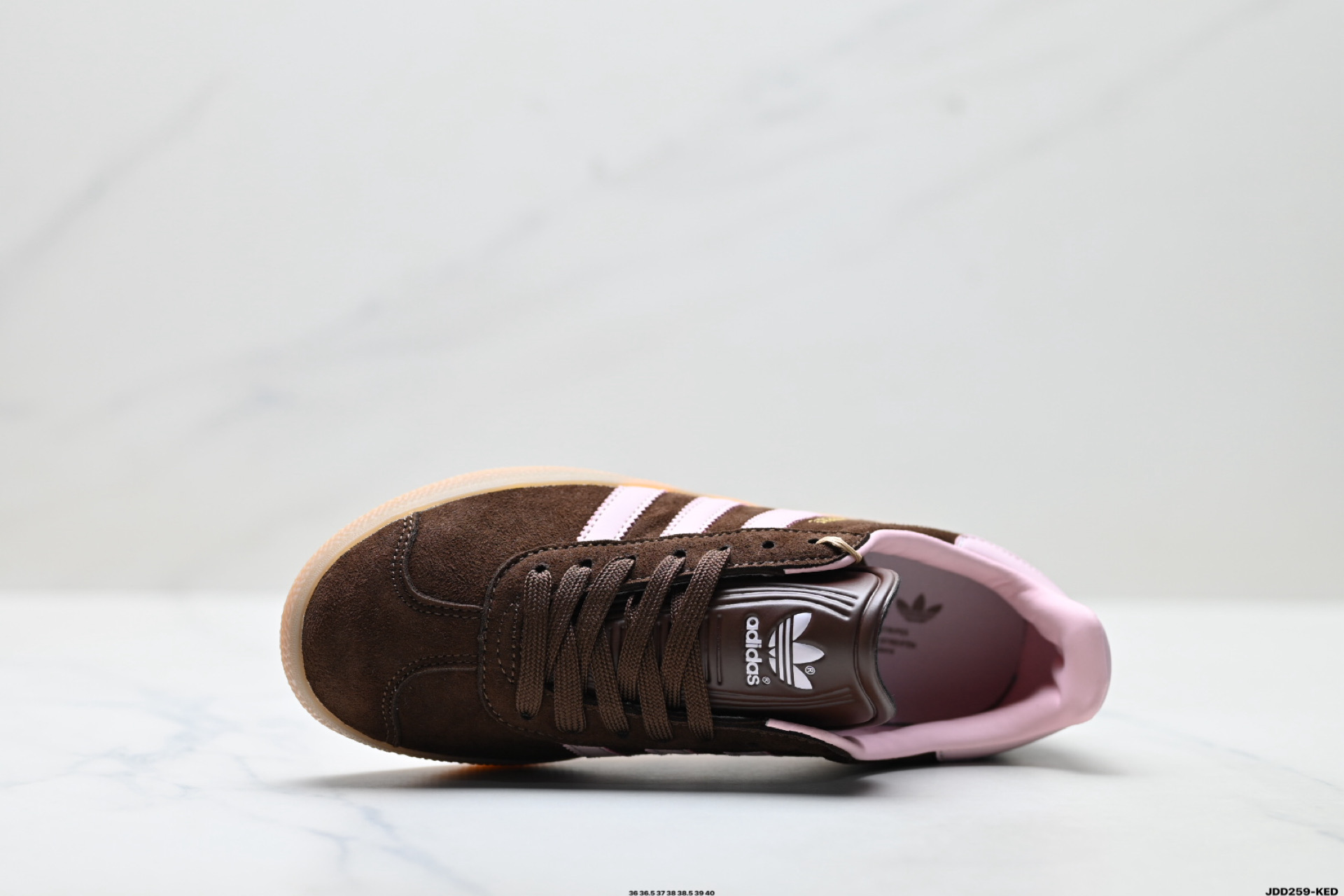 Adidas Originals Gazelle 阿迪达斯 三叶草休闲防滑耐磨低帮板鞋 JH5666-Top High Quatity Cheap Sneakers Fashion Clothing Clothes Bags handbags Shoes of all Brand wholesale With The best Quality And Beautiful Price from China Factory Chinese suppliers wholesaler seller Adidas Originals Gazelle 阿迪达斯 三叶草休闲防滑耐磨低帮板鞋 JH5666