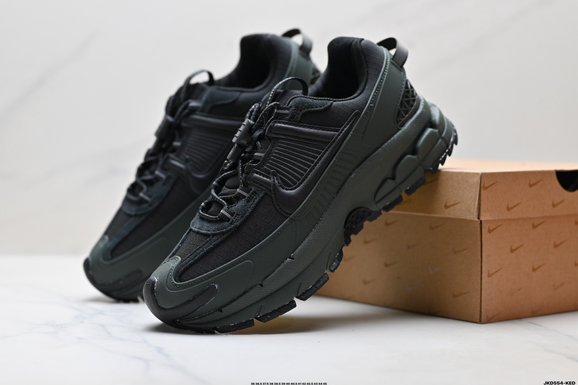 Nike Zoom Vomero Roam 耐克 复古休闲运动慢跑鞋 FV2295-300-Top High Quatity Cheap Sneakers Fashion Clothing Clothes Bags handbags Shoes of all Brand wholesale With The best Quality And Beautiful Price from China Factory Chinese suppliers wholesaler seller Nike Zoom Vomero Roam 耐克 复古休闲运动慢跑鞋 FV2295-300