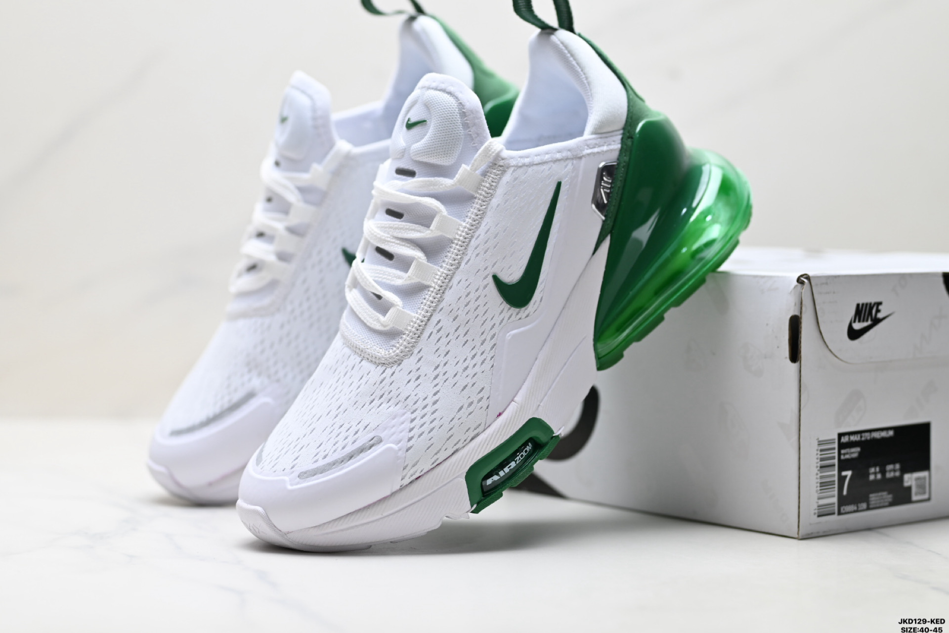 Nike Air Max 270 Flyknit 耐克 运动缓震 大气垫休闲跑步鞋 IO9884-109