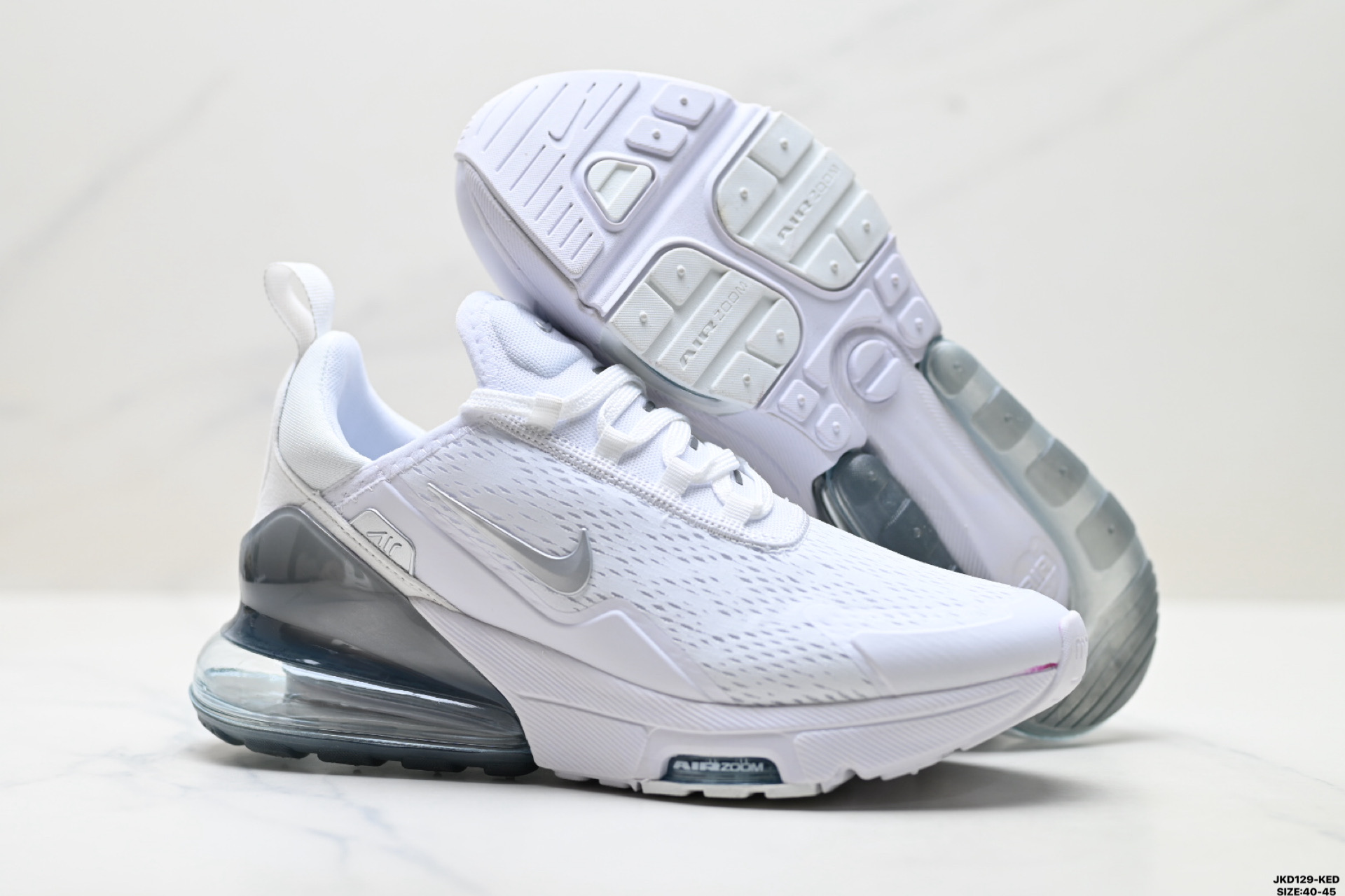 Nike Air Max 270 Flyknit 耐克 运动缓震 大气垫休闲跑步鞋 IO9884-109