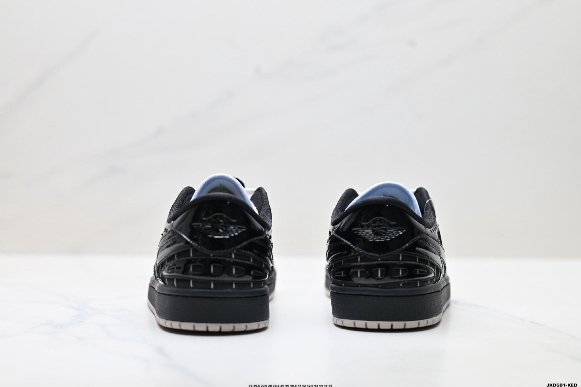 Nike Air Jordan 1 Retro Low 耐克 AJ1乔1低帮休闲板鞋 IR7554-001-Top High Quatity Cheap Sneakers Fashion Clothing Clothes Bags handbags Shoes of all Brand wholesale With The best Quality And Beautiful Price from China Factory Chinese suppliers wholesaler seller Nike Air Jordan 1 Retro Low 耐克 AJ1乔1低帮休闲板鞋 IR7554-001