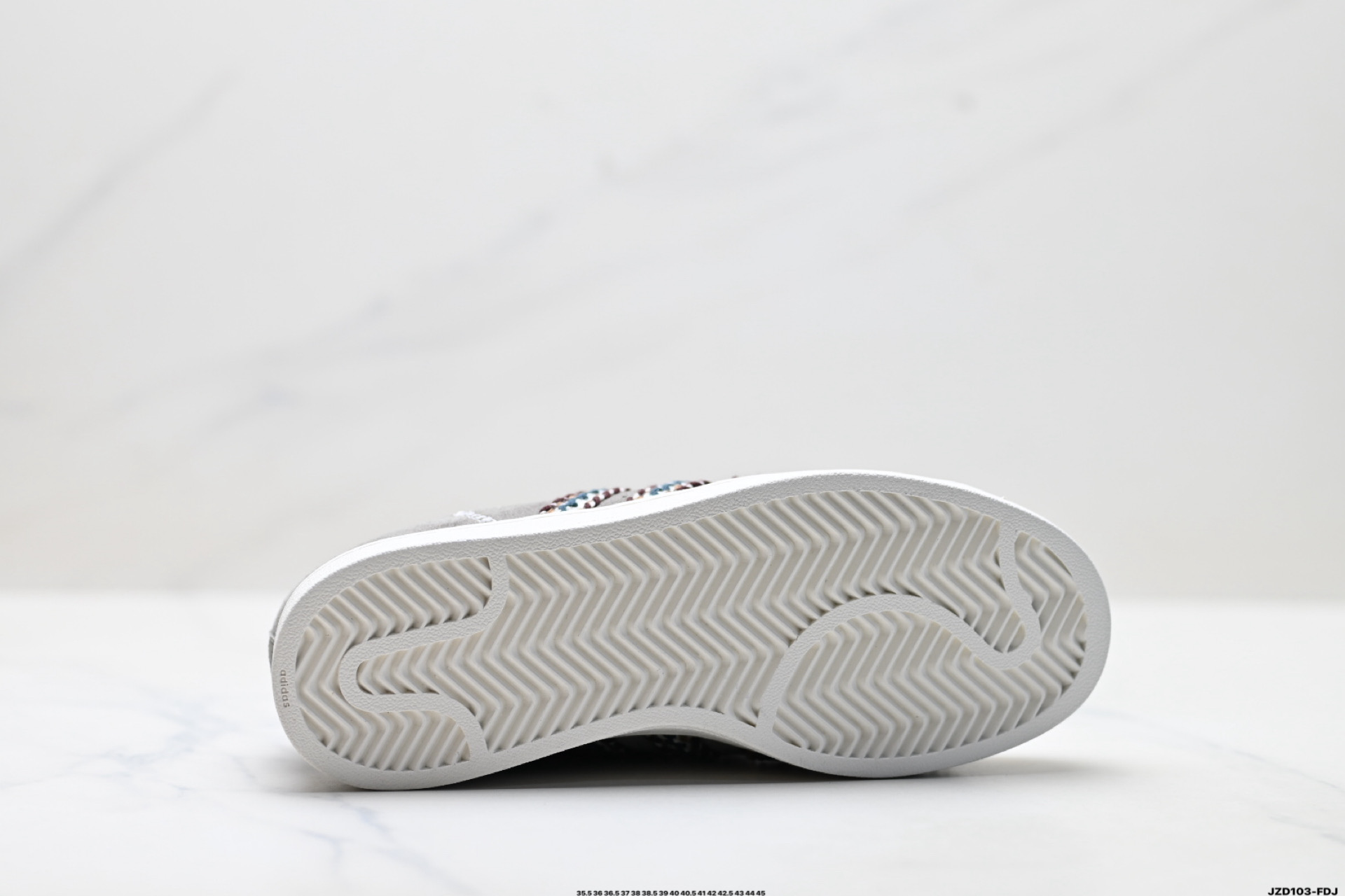 Adidas Originals Superstar贝壳头系列 阿迪达斯 低帮经典百搭休闲运动板鞋 KH5904
