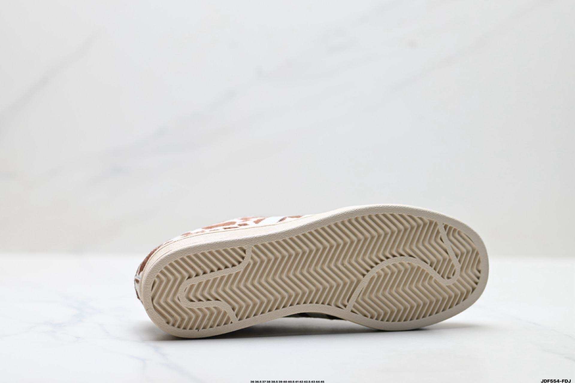 Adidas Originals Superstar贝壳头系列 阿迪达斯 三叶草低帮经典百搭休闲运动板鞋 KH9031-Top High Quatity Cheap Sneakers Fashion Clothing Clothes Bags handbags Shoes of all Brand wholesale With The best Quality And Beautiful Price from China Factory Chinese suppliers wholesaler seller Adidas Originals Superstar贝壳头系列 阿迪达斯 三叶草低帮经典百搭休闲运动板鞋 KH9031