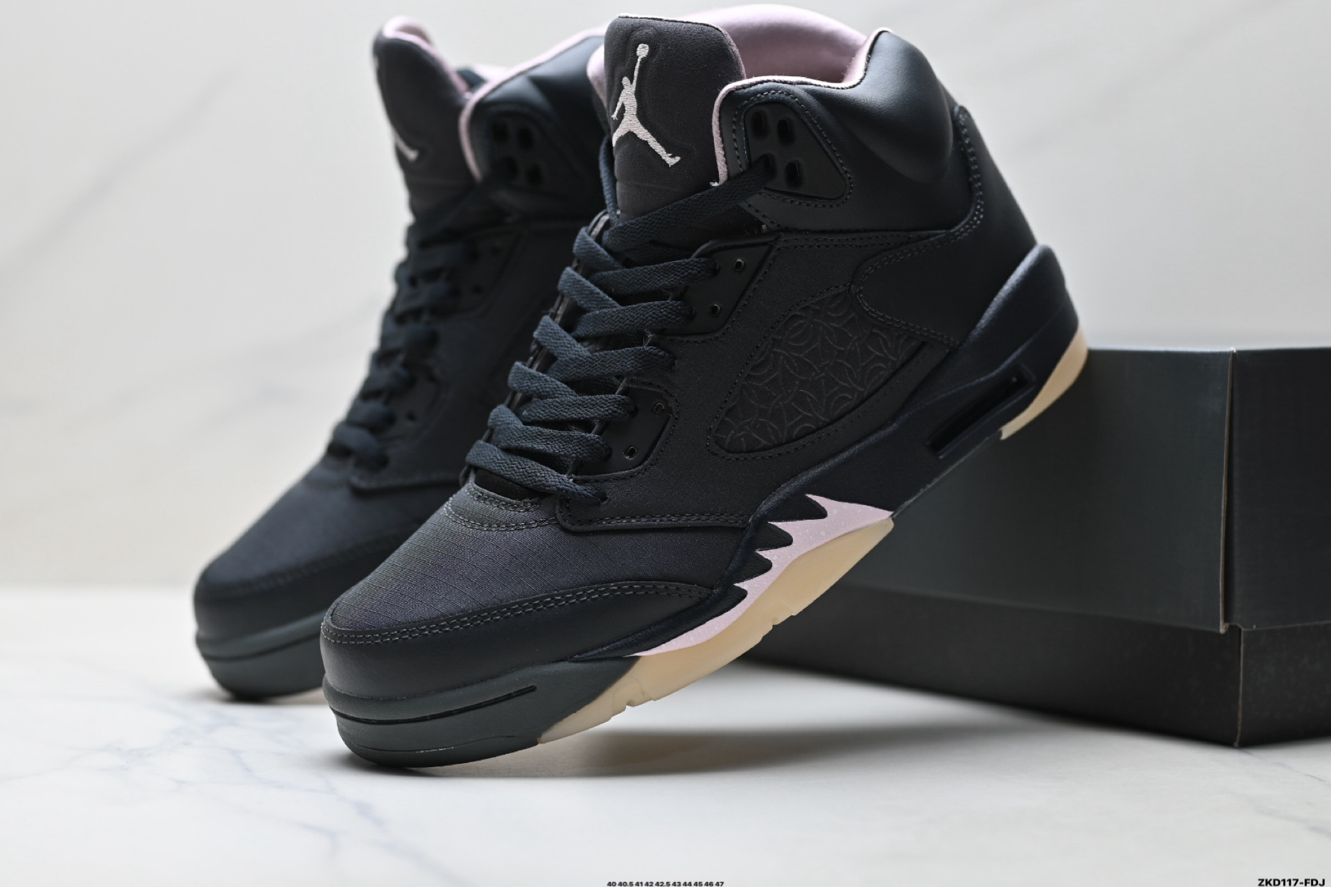Nike Air Jordan 5 Retro High迈克尔 乔丹 AJ5 高帮 减震防滑篮球鞋 HQ3004-001