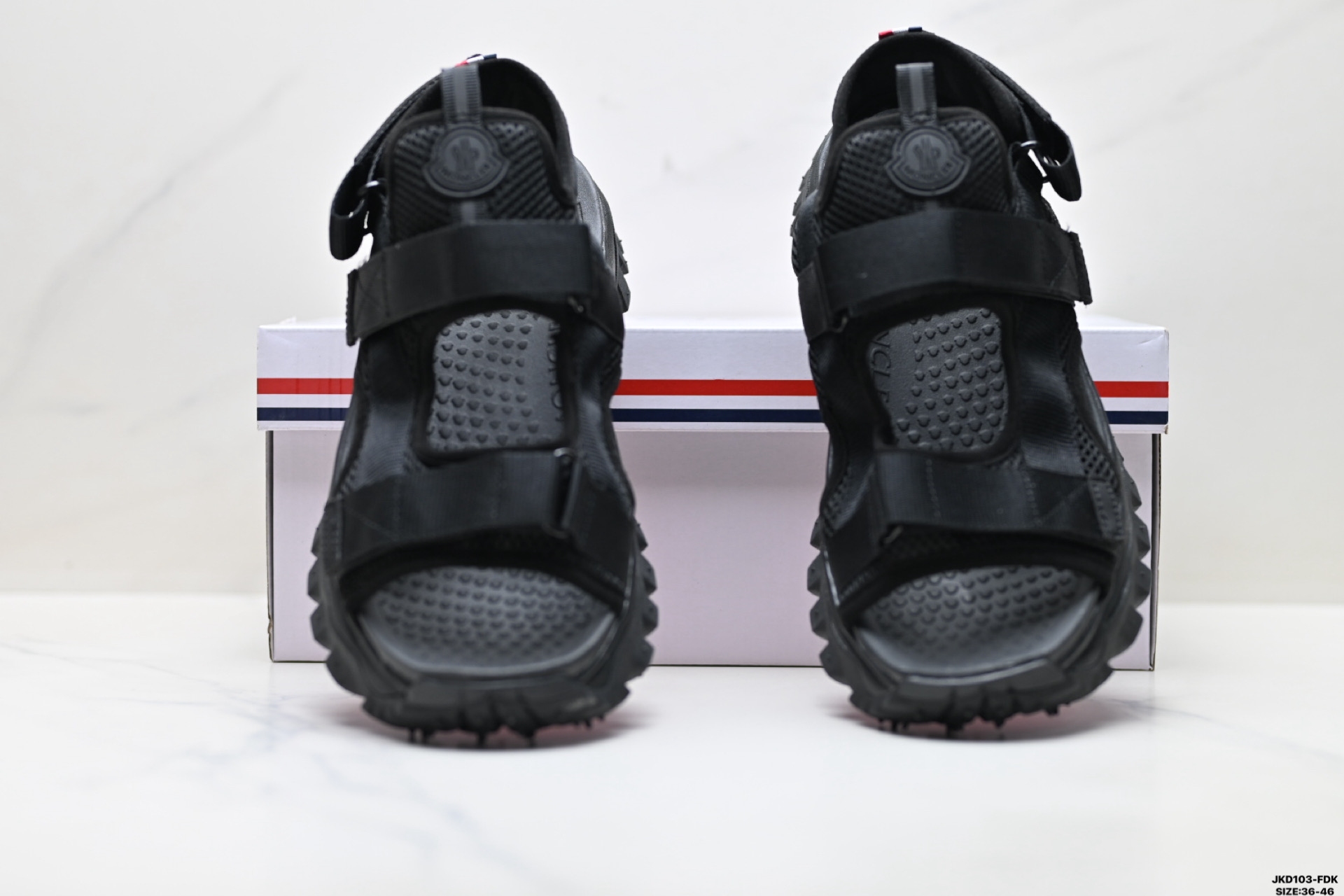 Moncler盟可睐 Trailgrip Vela 圆头魔术贴 沙滩凉鞋 I109B4L00070M380-Top High Quatity Cheap Sneakers Fashion Clothing Clothes Bags handbags Shoes of all Brand wholesale With The best Quality And Beautiful Price from China Factory Chinese suppliers wholesaler seller Moncler盟可睐 Trailgrip Vela 圆头魔术贴 沙滩凉鞋 I109B4L00070M380