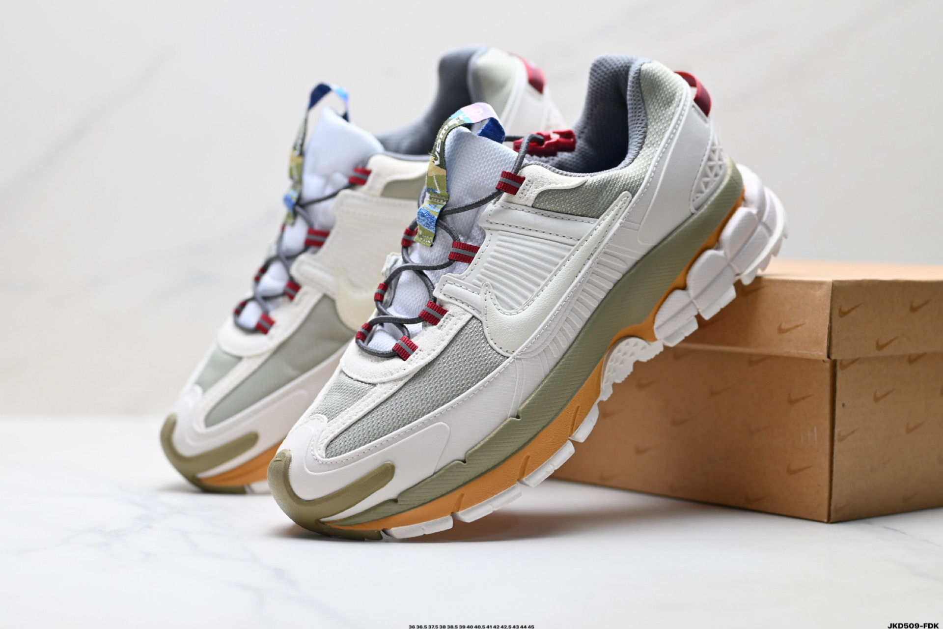 Nike Zoom Vomero Roam 耐克 复古休闲运动慢跑鞋 IQ1126-317-Top High Quatity Cheap Sneakers Fashion Clothing Clothes Bags handbags Shoes of all Brand wholesale With The best Quality And Beautiful Price from China Factory Chinese suppliers wholesaler seller Nike Zoom Vomero Roam 耐克 复古休闲运动慢跑鞋 IQ1126-317
