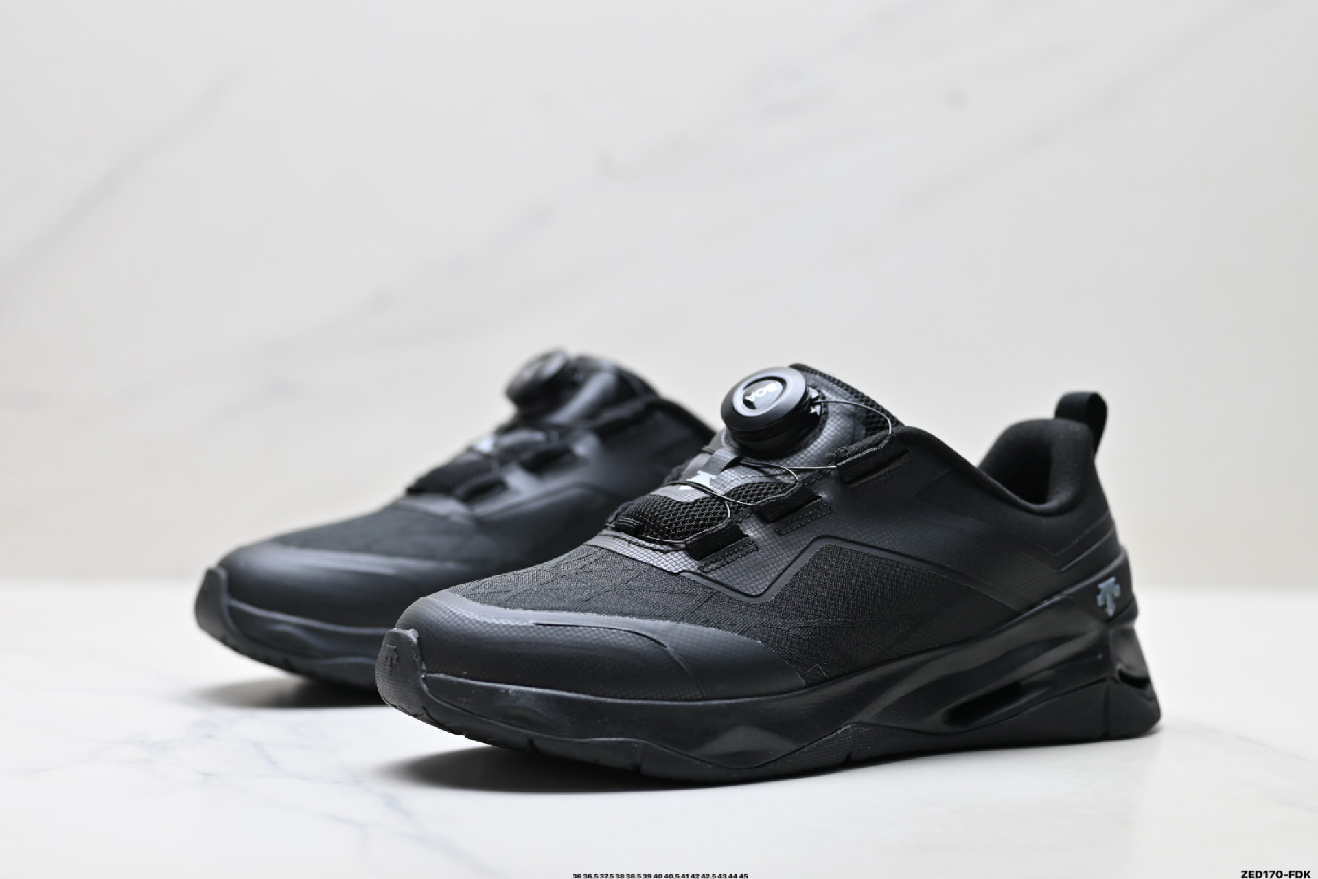 迪桑特DESCENTE CIRCUIT LTR WIRE 2.0 舒适百搭防滑耐磨 低帮 休闲跑步鞋-Top High Quatity Cheap Sneakers Fashion Clothing Clothes Bags handbags Shoes of all Brand wholesale With The best Quality And Beautiful Price from China Factory Chinese suppliers wholesaler seller 迪桑特DESCENTE CIRCUIT LTR WIRE 2.0 舒适百搭防滑耐磨 低帮 休闲跑步鞋