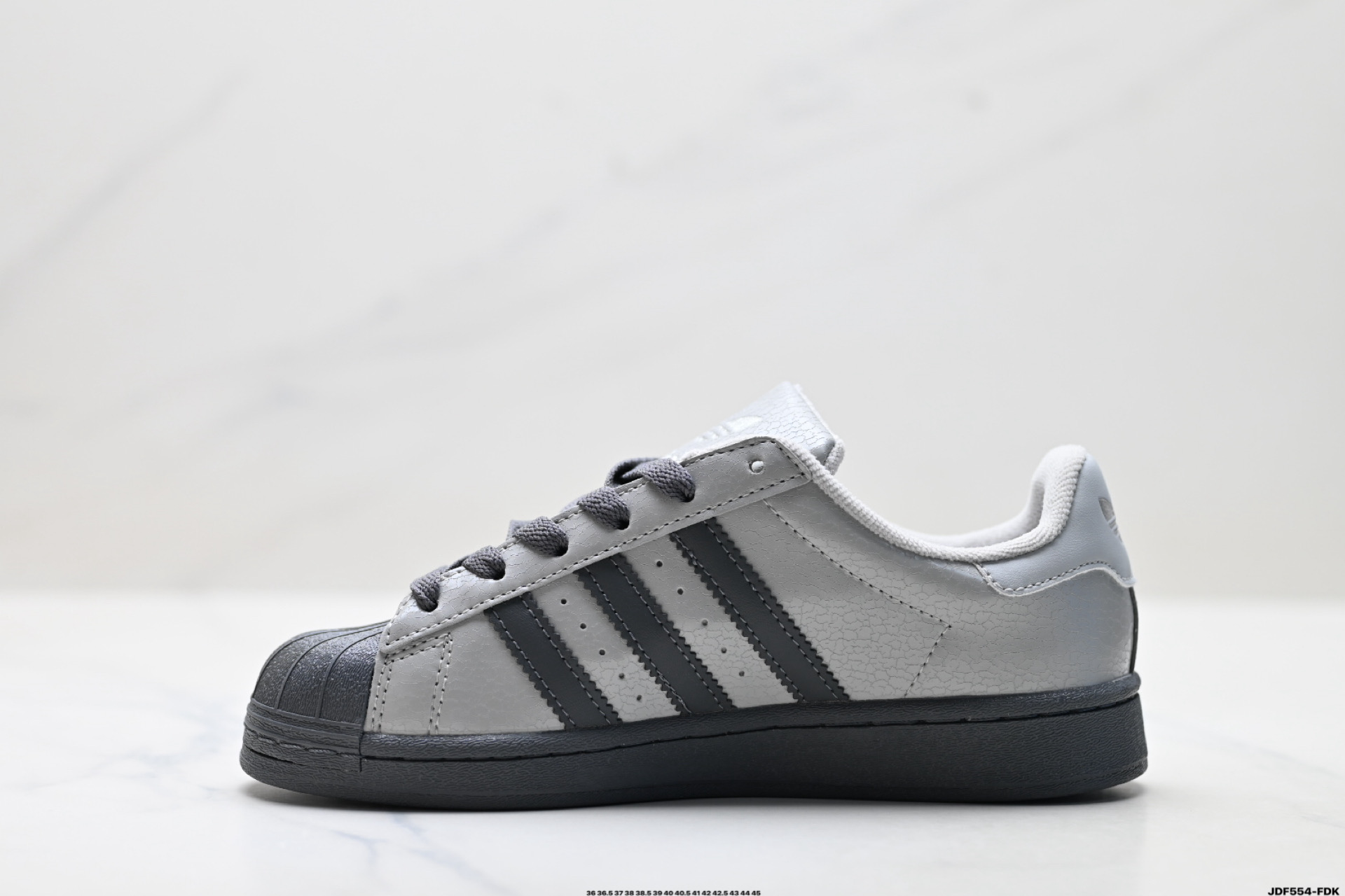 Adidas Originals Superstar贝壳头系列 阿迪达斯 三叶草低帮经典百搭休闲运动板鞋 IH1629