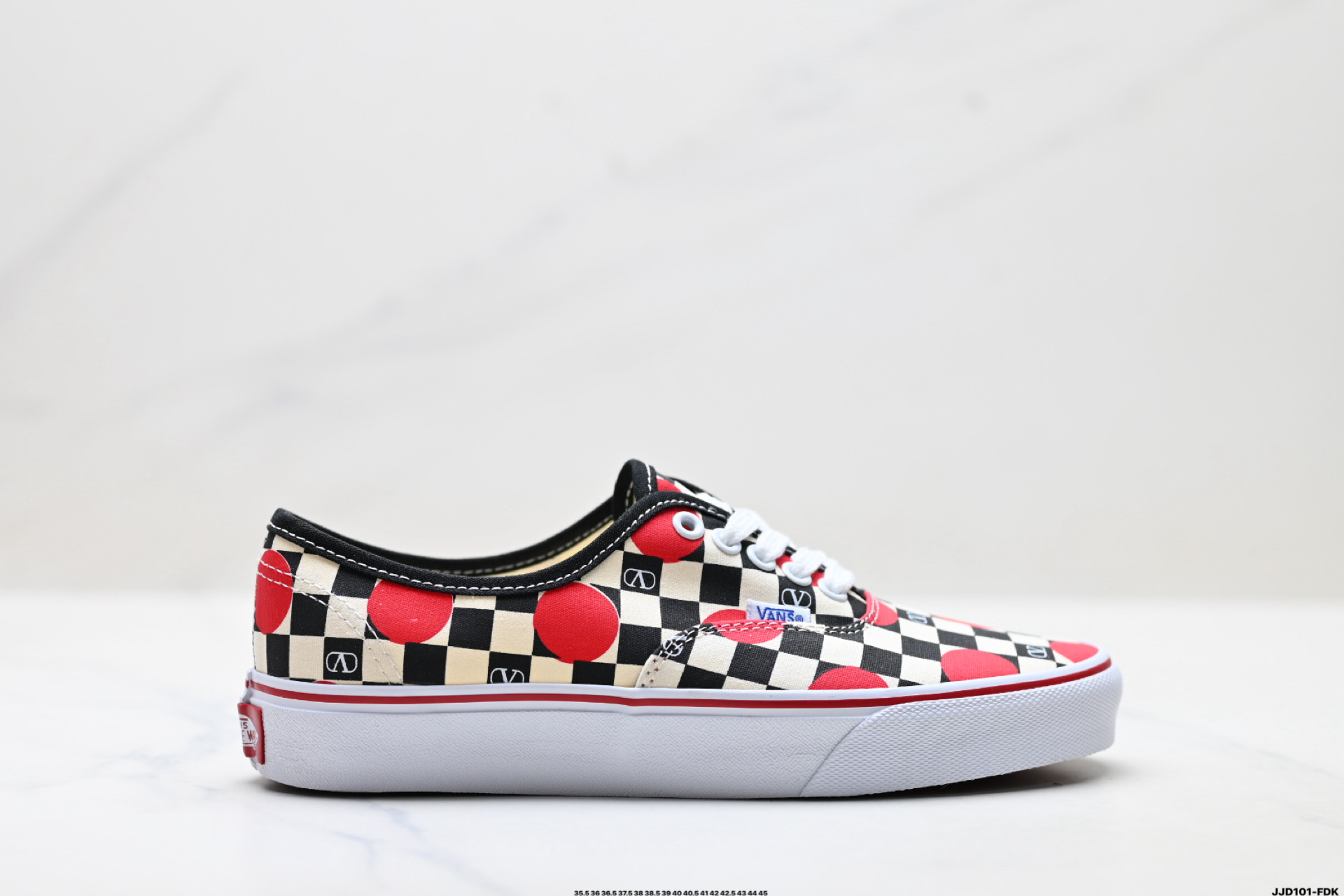 Valentino华伦天奴 x Vans范斯 联名款 VLO棋盘格花纹 低帮帆布鞋 WS0ND8HPKJV7-Top High Quatity Cheap Sneakers Fashion Clothing Clothes Bags handbags Shoes of all Brand wholesale With The best Quality And Beautiful Price from China Factory Chinese suppliers wholesaler seller Valentino华伦天奴 x Vans范斯 联名款 VLO棋盘格花纹 低帮帆布鞋 WS0ND8HPKJV7