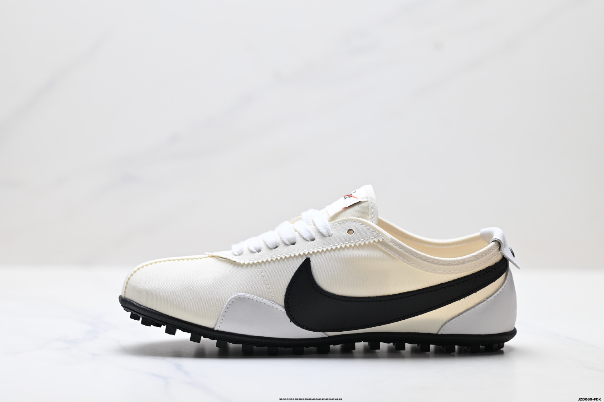Nike Moon Shoe Summit 耐克 柔软舒适防滑耐磨 低帮休闲板鞋 II0407-001-Top High Quatity Cheap Sneakers Fashion Clothing Clothes Bags handbags Shoes of all Brand wholesale With The best Quality And Beautiful Price from China Factory Chinese suppliers wholesaler seller Nike Moon Shoe Summit 耐克 柔软舒适防滑耐磨 低帮休闲板鞋 II0407-001