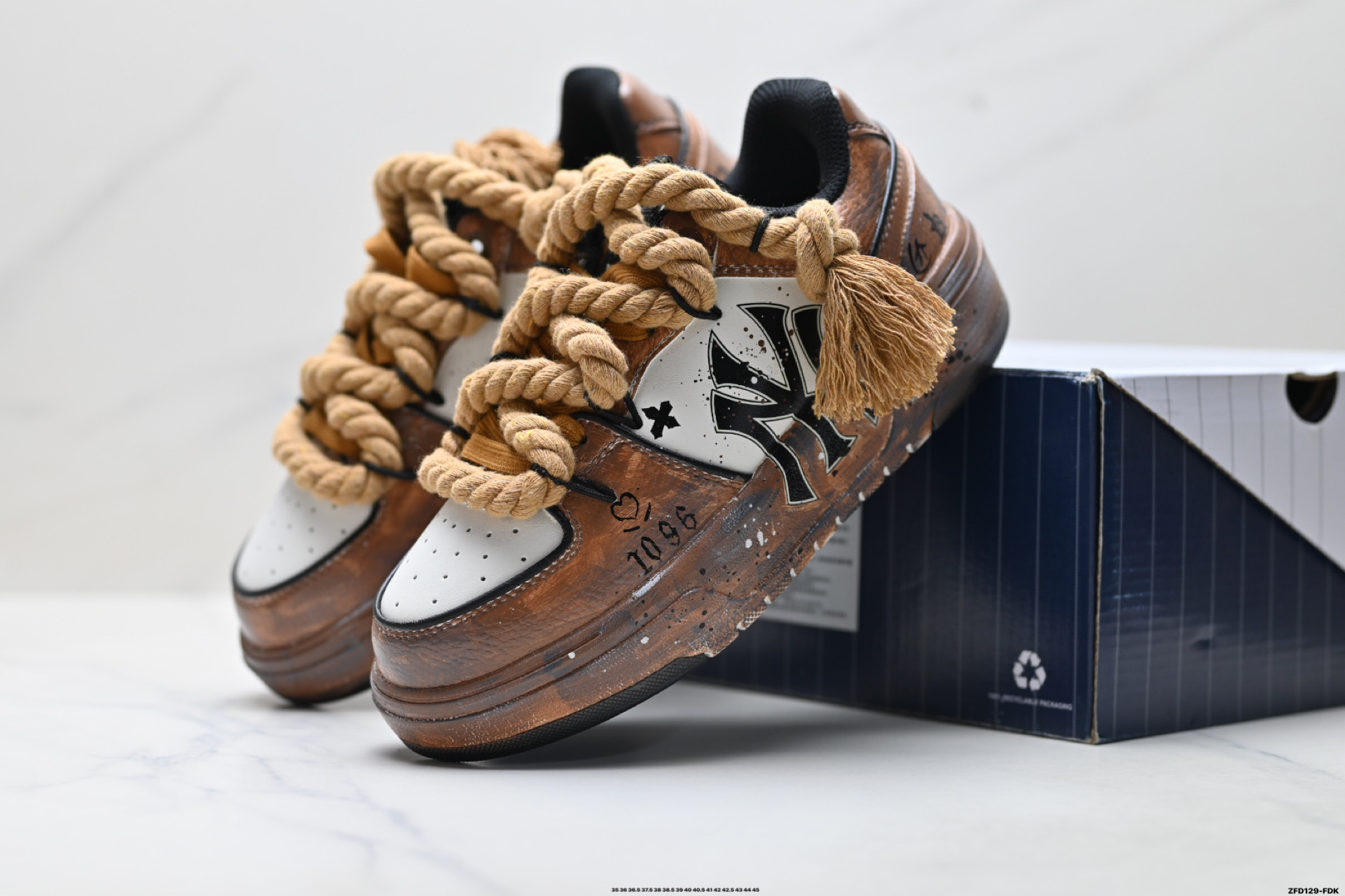 MLB Chunky Liner PU ‘DIY定制’ 简约时尚 百搭 包裹性保暖防滑防水减震 低帮 板鞋 3ASXCA12N-Top High Quatity Cheap Sneakers Fashion Clothing Clothes Bags handbags Shoes of all Brand wholesale With The best Quality And Beautiful Price from China Factory Chinese suppliers wholesaler seller MLB Chunky Liner PU ‘DIY定制’ 简约时尚 百搭 包裹性保暖防滑防水减震 低帮 板鞋 3ASXCA12N