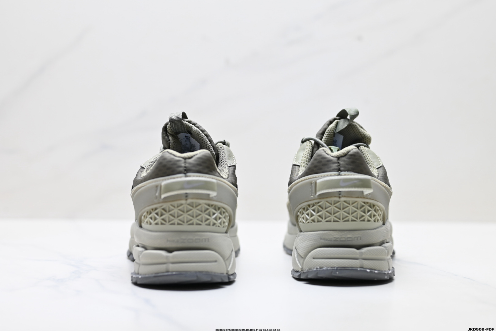 Nike Zoom Vomero Roam 耐克 复古休闲运动慢跑鞋 HJ4646-300-Top High Quatity Cheap Sneakers Fashion Clothing Clothes Bags handbags Shoes of all Brand wholesale With The best Quality And Beautiful Price from China Factory Chinese suppliers wholesaler seller Nike Zoom Vomero Roam 耐克 复古休闲运动慢跑鞋 HJ4646-300