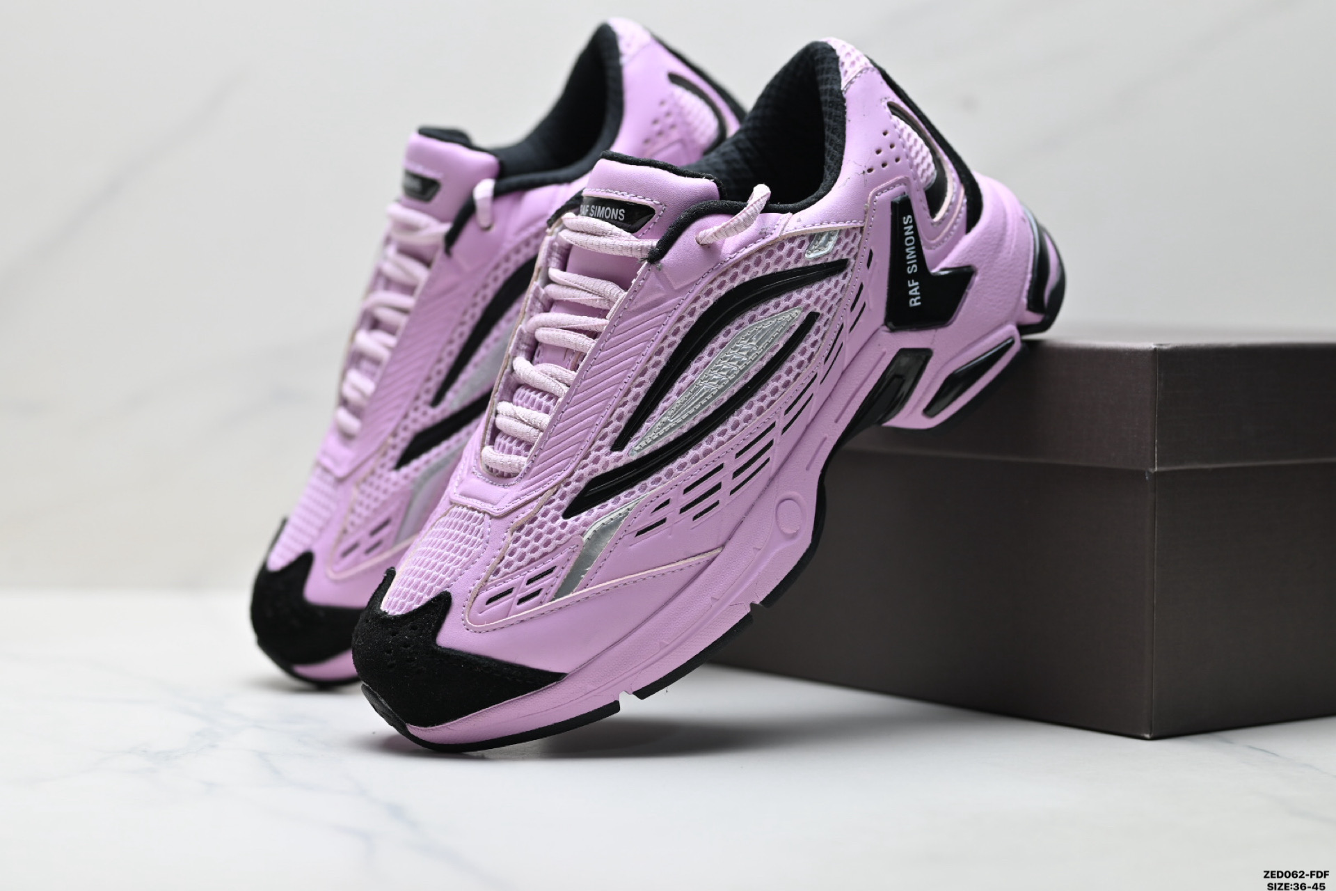 RAF SIMONS CYLON-21 潮流运动 织物皮革 圆头系带 低帮休闲鞋 HR830002S-0044-Top High Quatity Cheap Sneakers Fashion Clothing Clothes Bags handbags Shoes of all Brand wholesale With The best Quality And Beautiful Price from China Factory Chinese suppliers wholesaler seller RAF SIMONS CYLON-21 潮流运动 织物皮革 圆头系带 低帮休闲鞋 HR830002S-0044