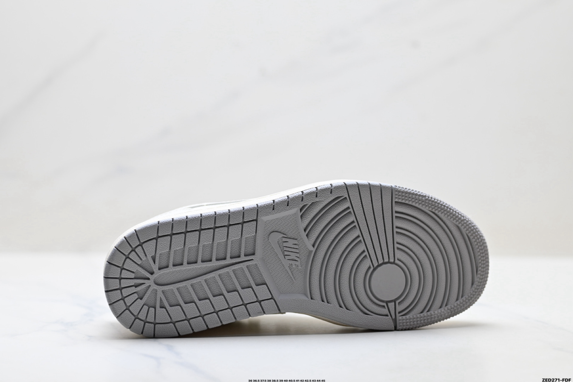 Nike Air Jordan 1 Low AJ1乔1低帮休闲板鞋 XX3168-169-Top High Quatity Cheap Sneakers Fashion Clothing Clothes Bags handbags Shoes of all Brand wholesale With The best Quality And Beautiful Price from China Factory Chinese suppliers wholesaler seller Nike Air Jordan 1 Low AJ1乔1低帮休闲板鞋 XX3168-169