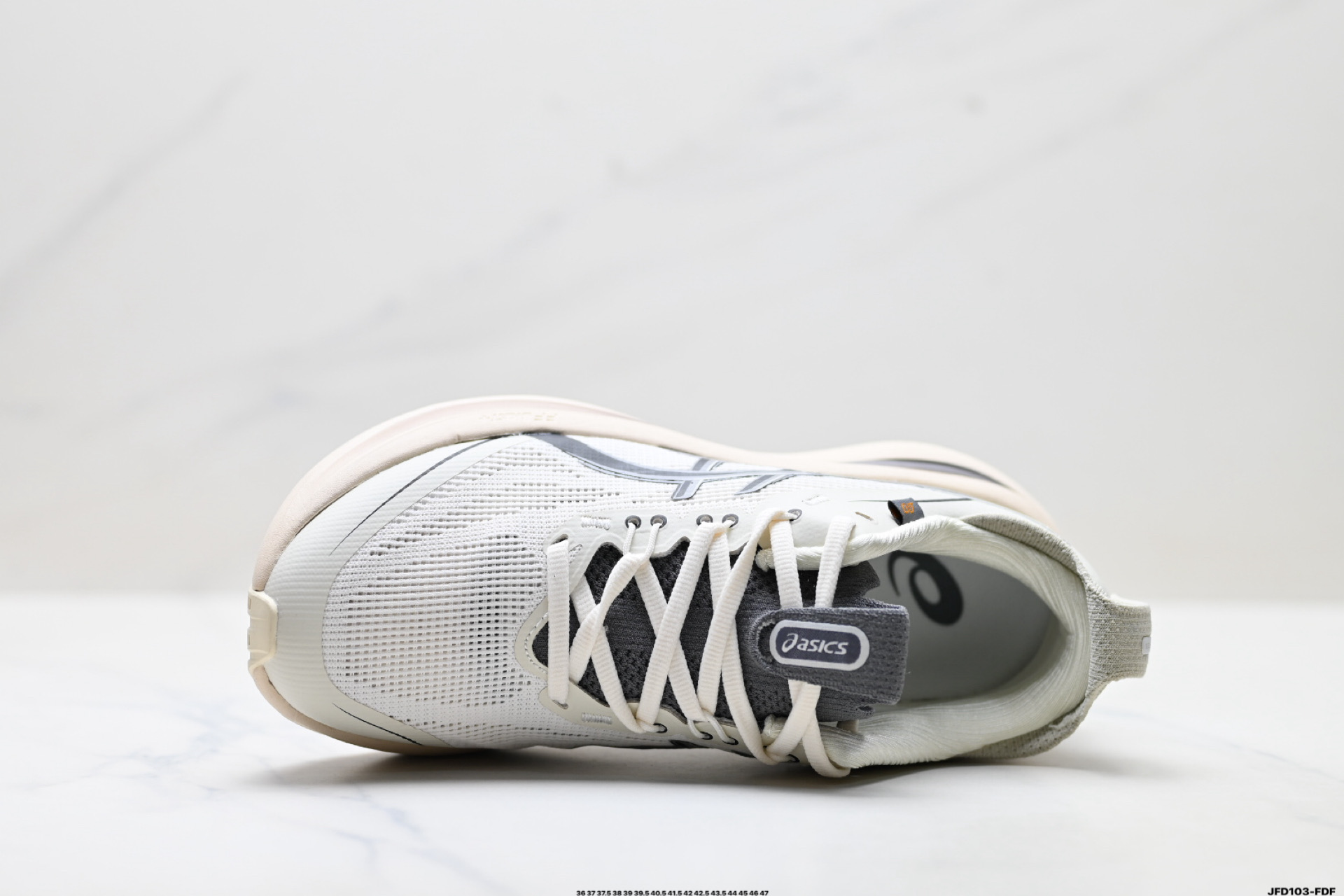 Asics Gel-Nimbus 28 舒适防滑耐磨低帮休闲跑步鞋 1011C267-020