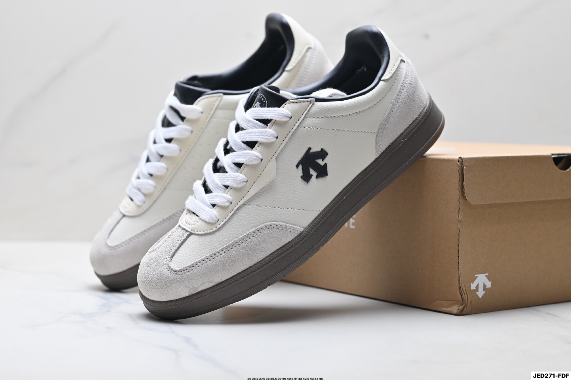 迪桑特DESCENTE CHRON COURT SB 复古轻质 耐磨低帮 生活休闲鞋 D5291LSN53-Top High Quatity Cheap Sneakers Fashion Clothing Clothes Bags handbags Shoes of all Brand wholesale With The best Quality And Beautiful Price from China Factory Chinese suppliers wholesaler seller 迪桑特DESCENTE CHRON COURT SB 复古轻质 耐磨低帮 生活休闲鞋 D5291LSN53